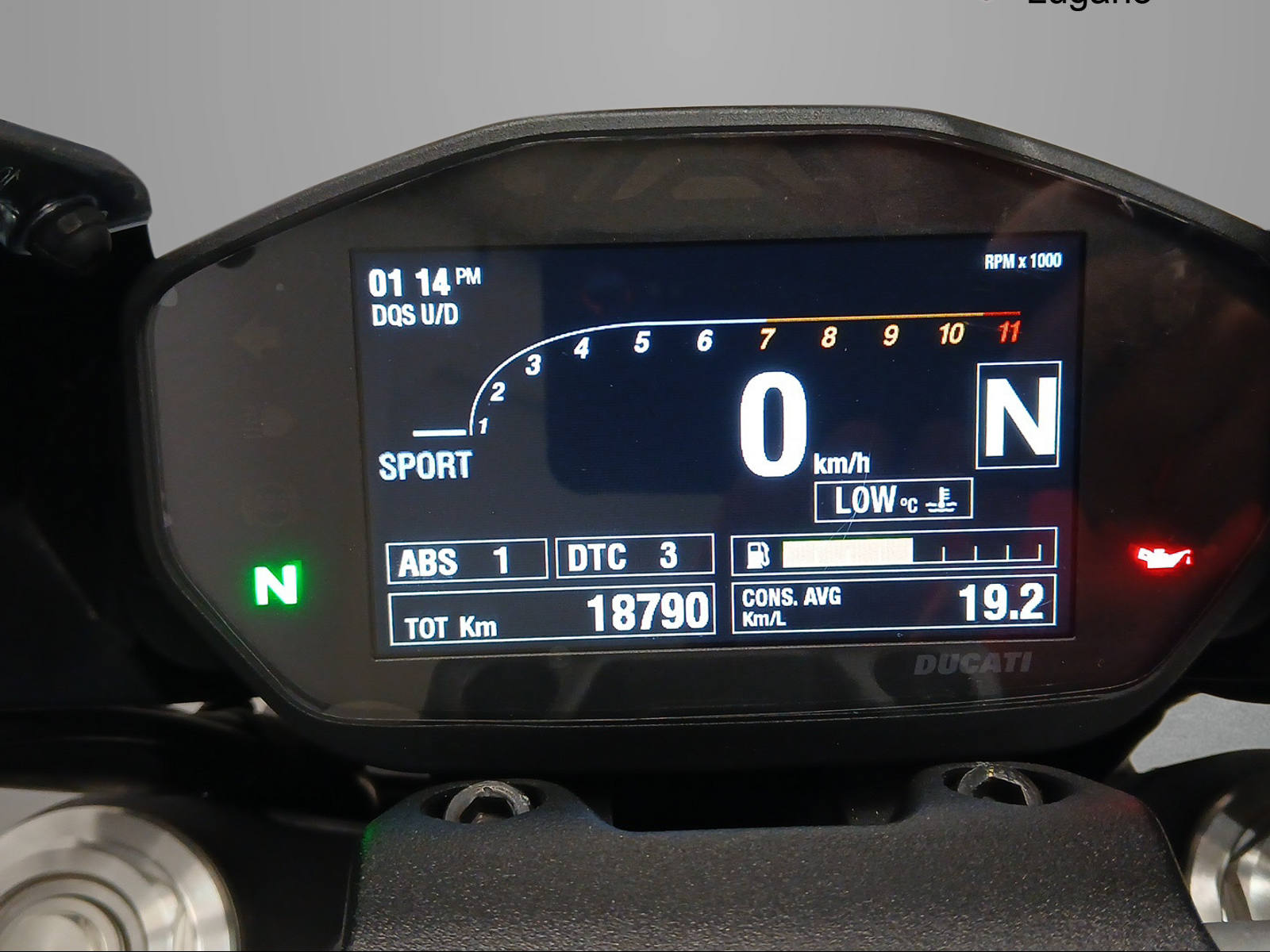 DUCATI Monster 821 Stealth-image-2