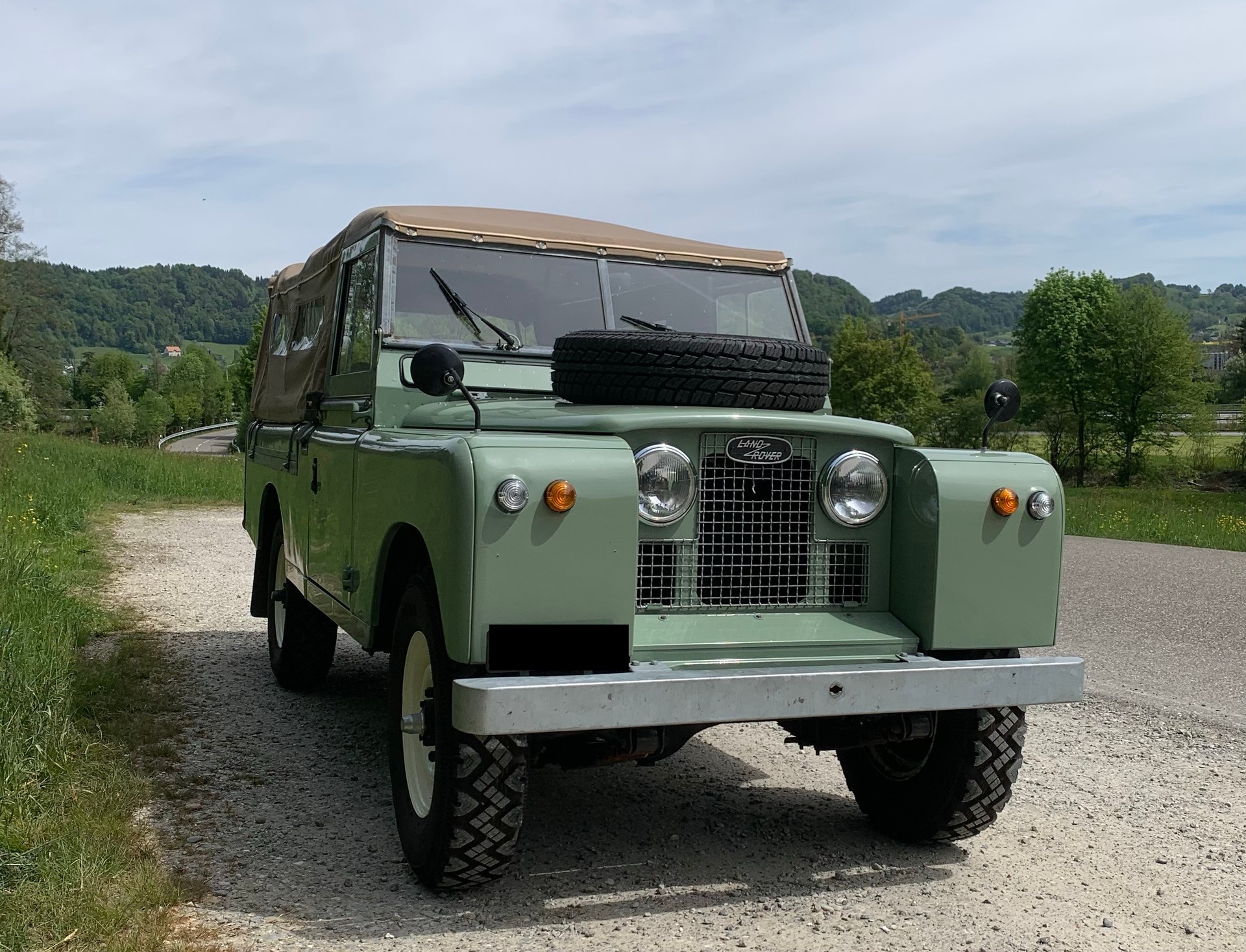 LAND ROVER 109/IIA-image-1
