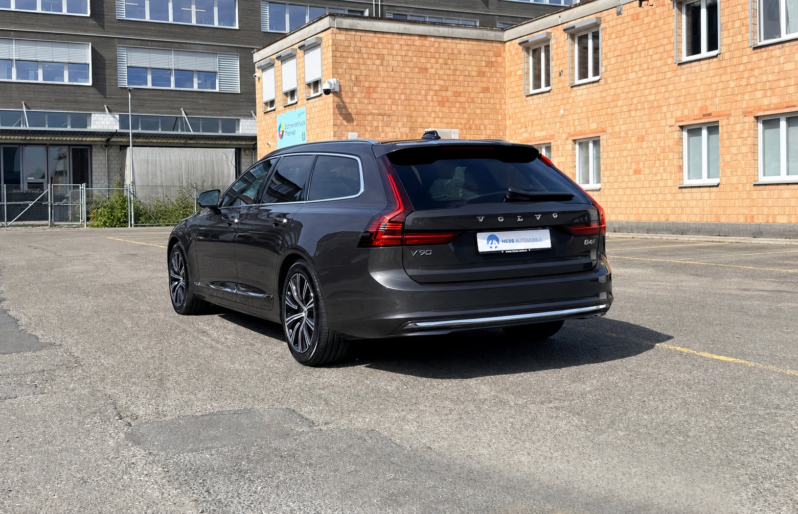 VOLVO V90 B6 AWD Benzin Mild Hybrid Inscription Geartronic-image-11