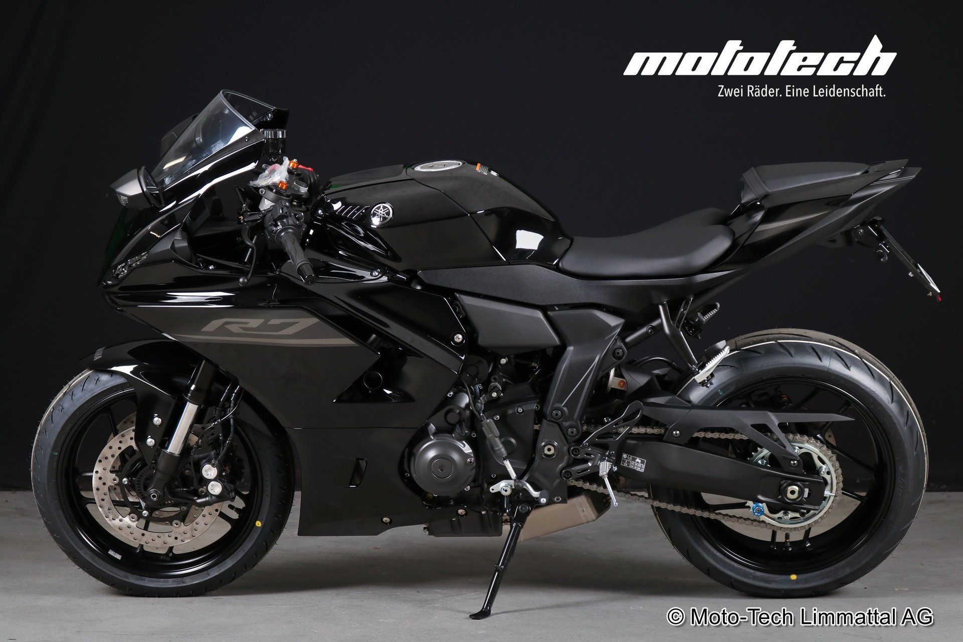 YAMAHA YZF-R7 Black Edition | MY26-image-4