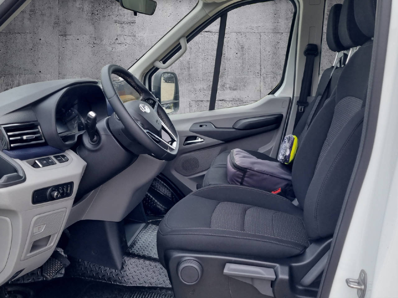 MAXUS eDeliver 9 Kaw. L3H2 E-Motor 77kWh-image-4