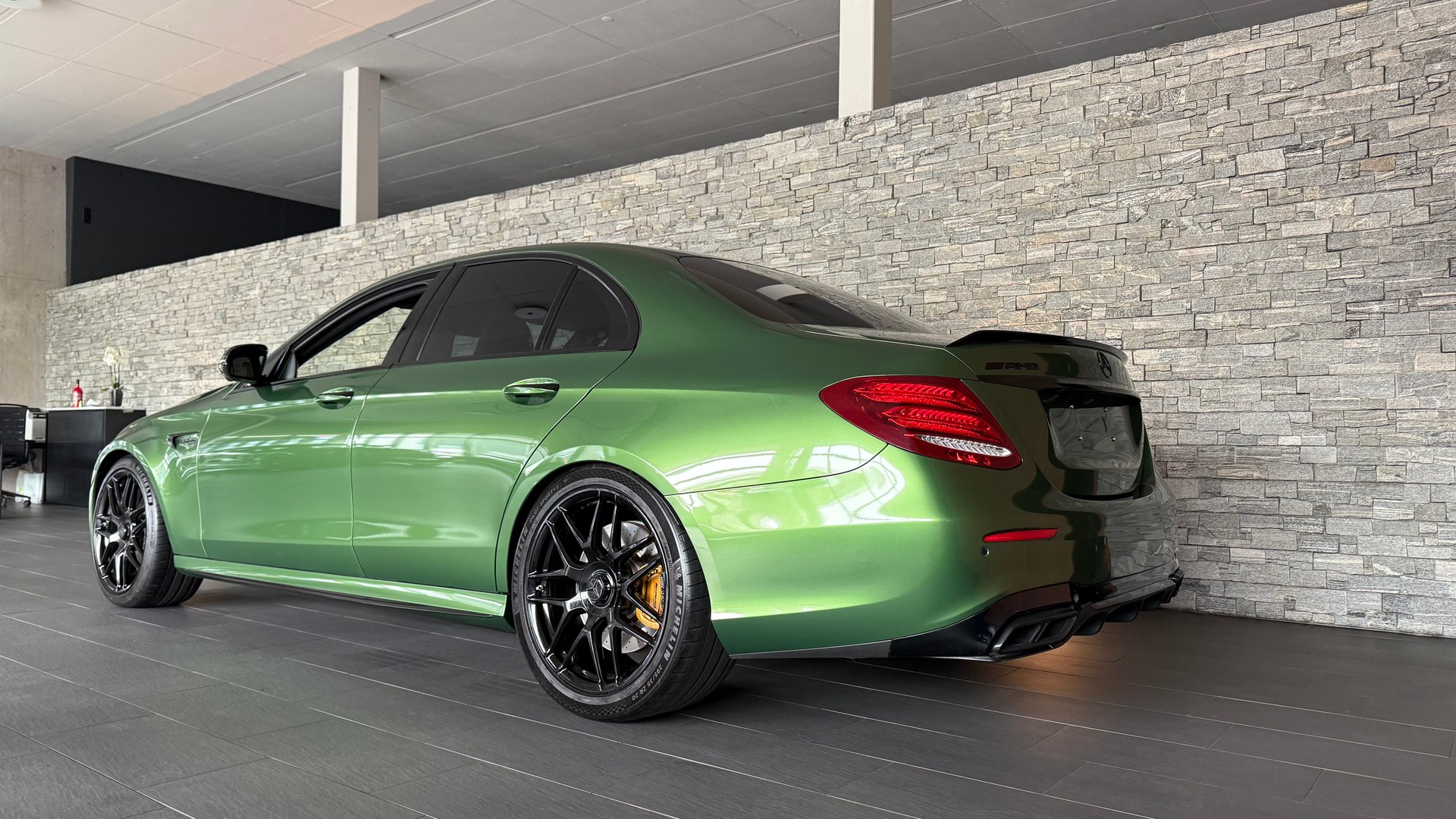 MERCEDES-BENZ E 63 AMG S 4Matic Speedshift MCT-image-4