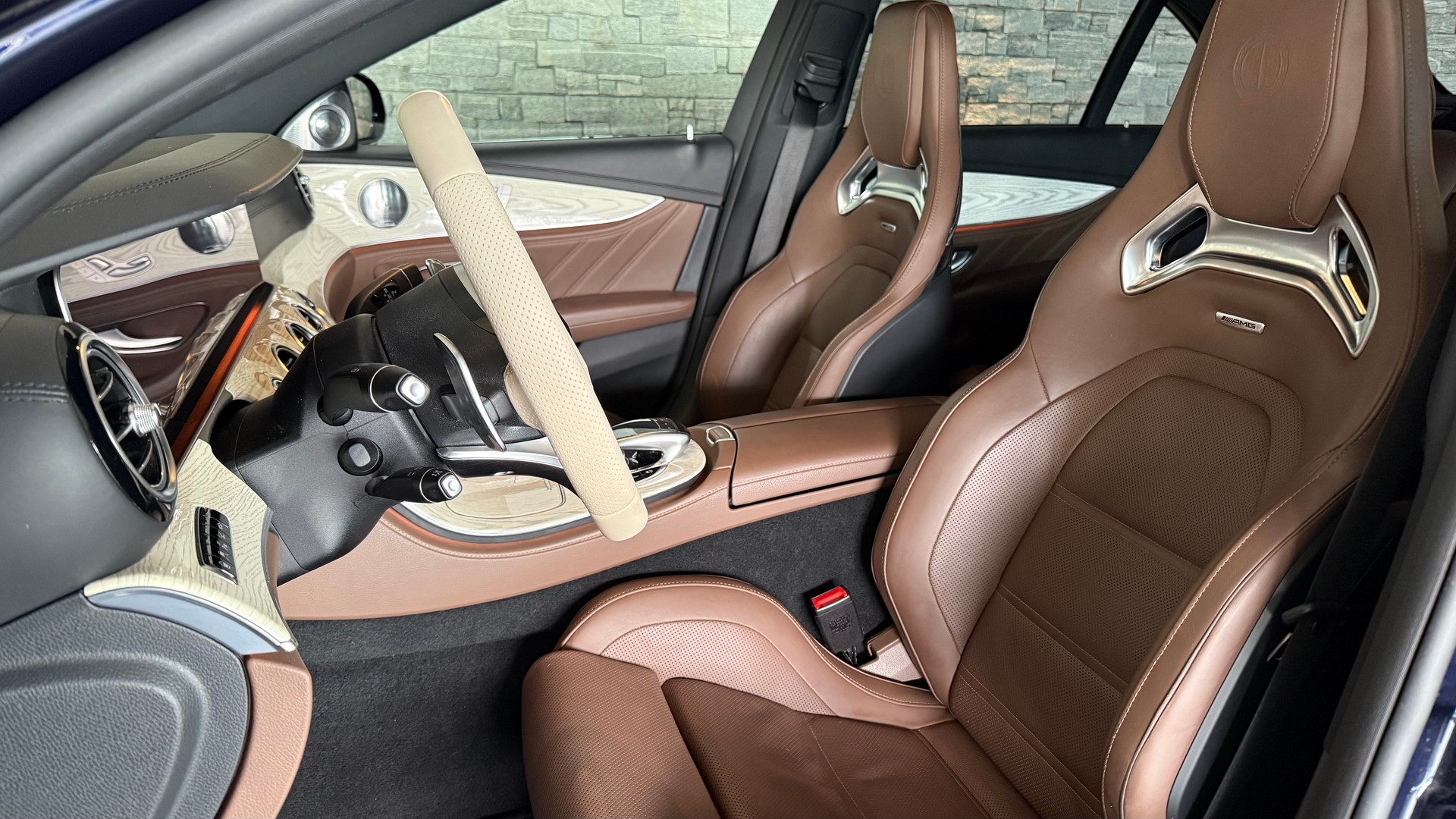 MERCEDES-BENZ E 63 AMG S 4Matic Speedshift MCT-image-11