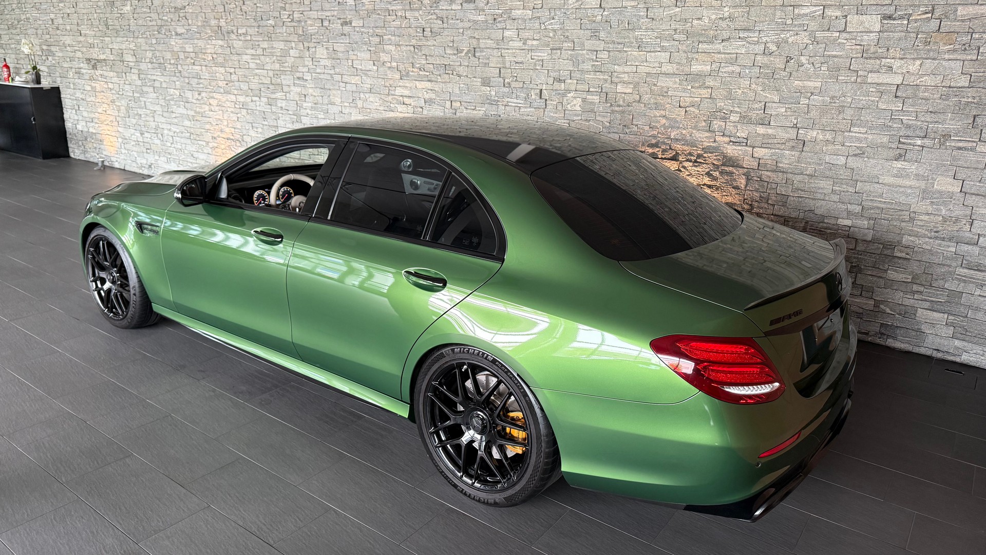 MERCEDES-BENZ E 63 AMG S 4Matic Speedshift MCT-image-6