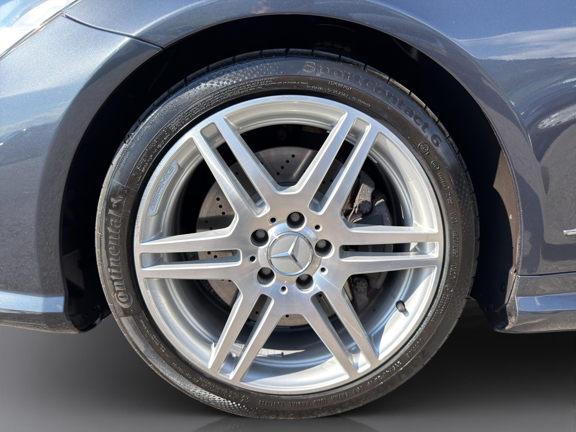 MERCEDES-BENZ E 500 V8 BlueEF Cabriolet-image-20