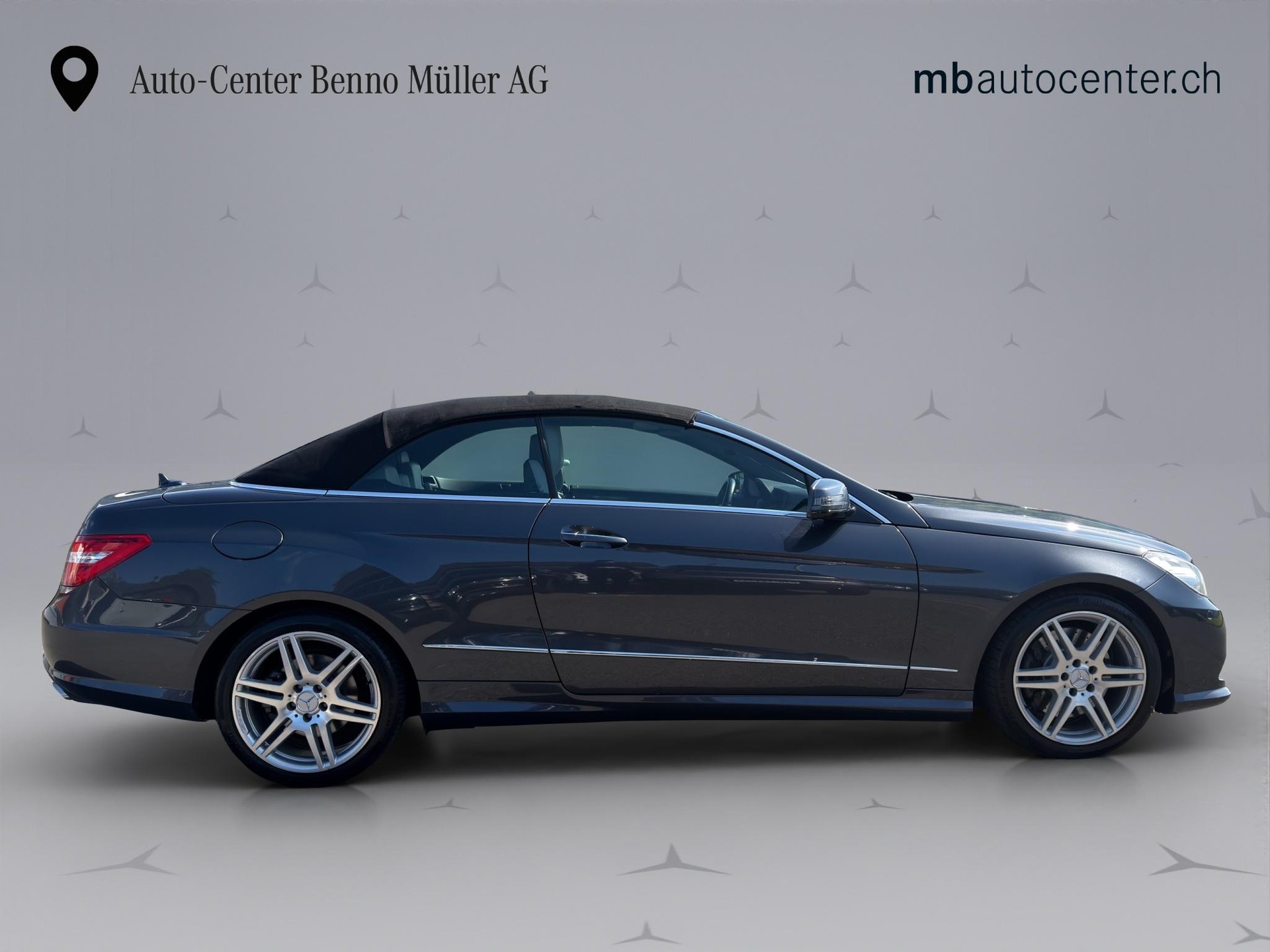 MERCEDES-BENZ E 500 V8 BlueEF Cabriolet-image-5