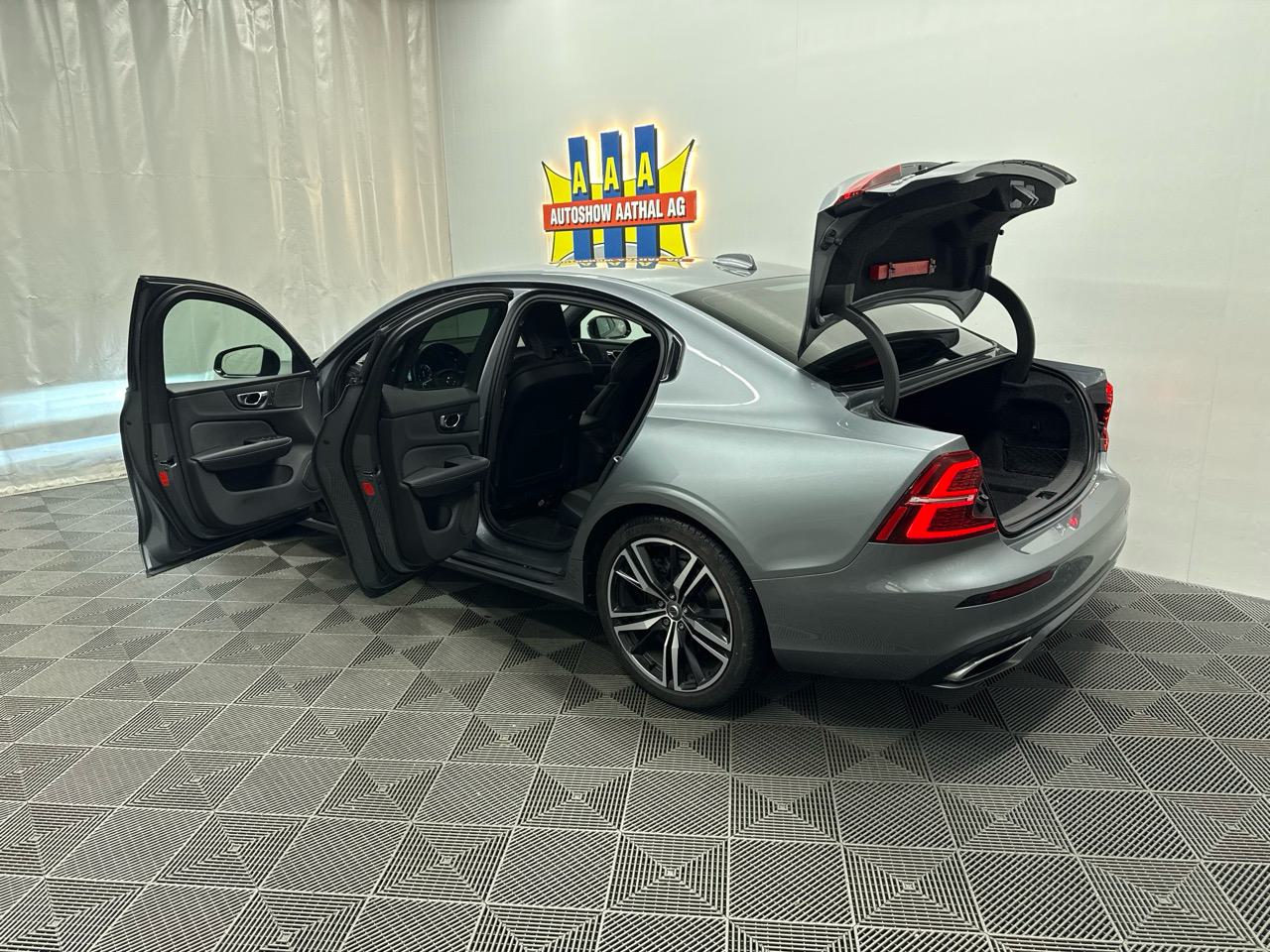 VOLVO S60 T5 R-Design Geartronic-image-9