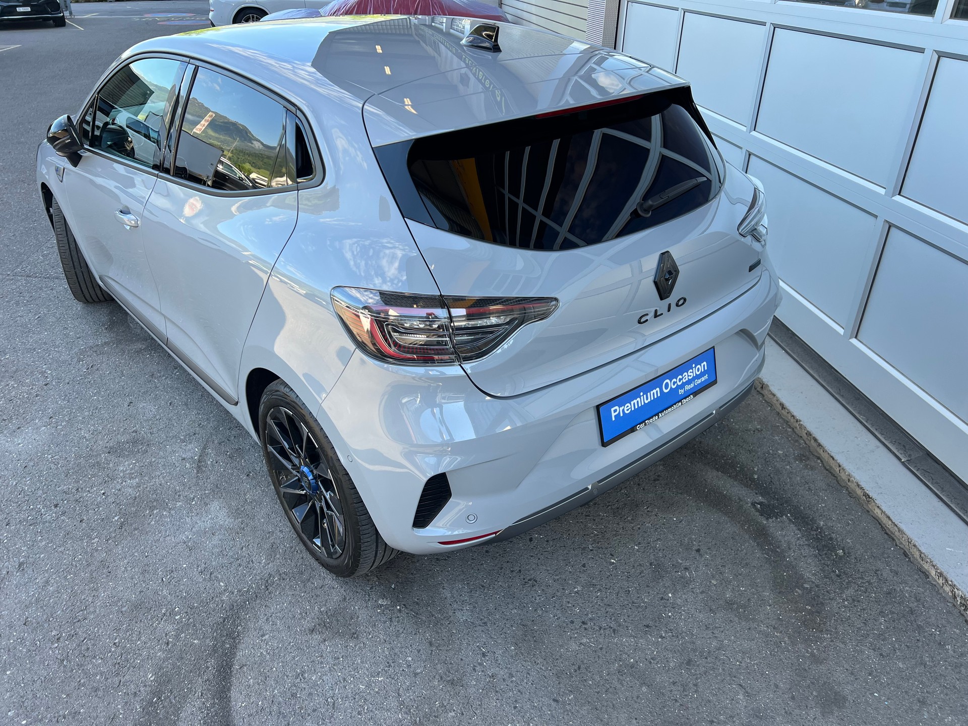 RENAULT Clio 1.6 E-Tech Esprit Alpine *** Garantie: Renault Garantie 8 Jahre Garantie auf die Batterie oder 160 000 km ***-image-6