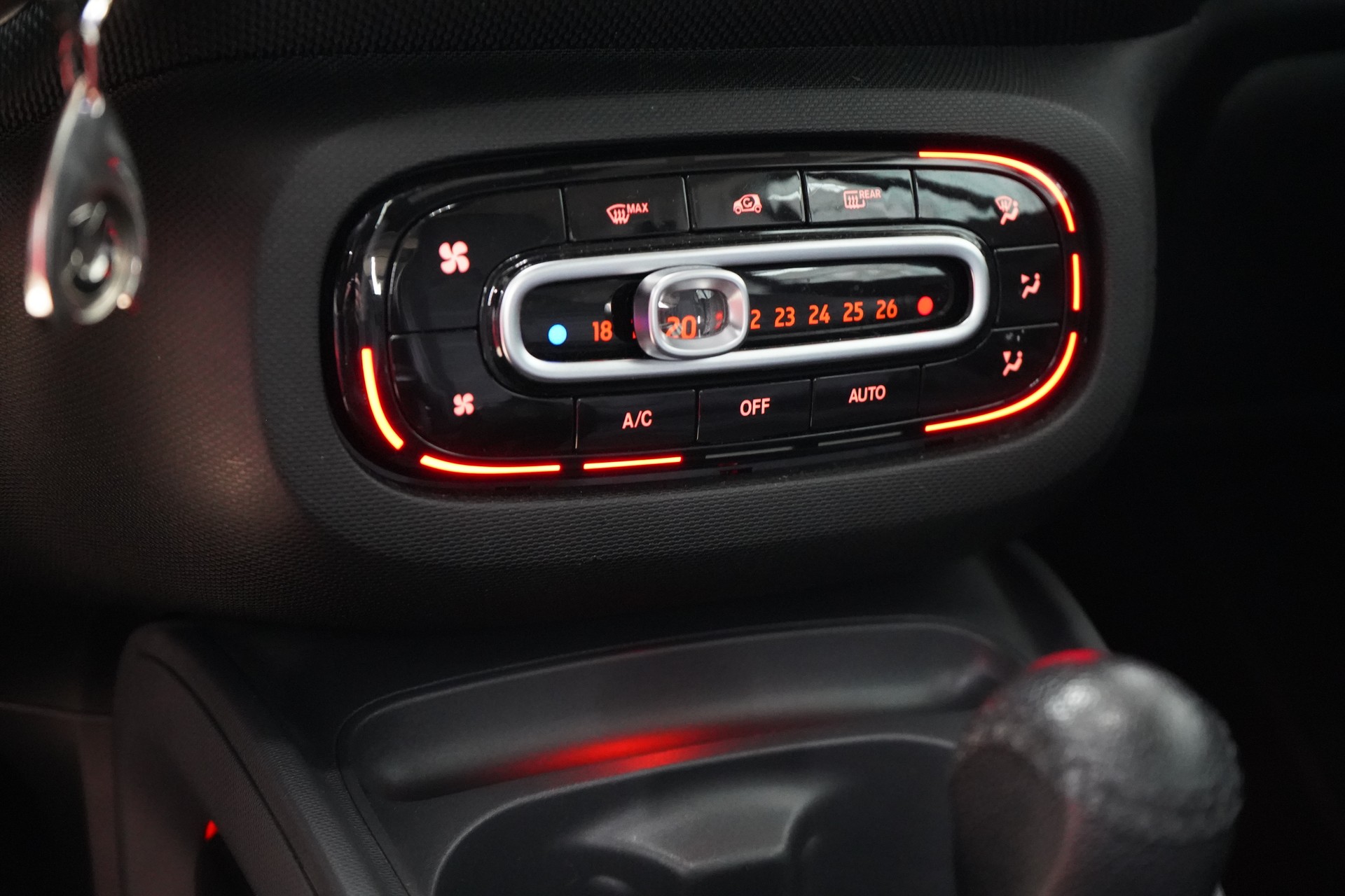 SMART fortwo prime twinmatic-image-19