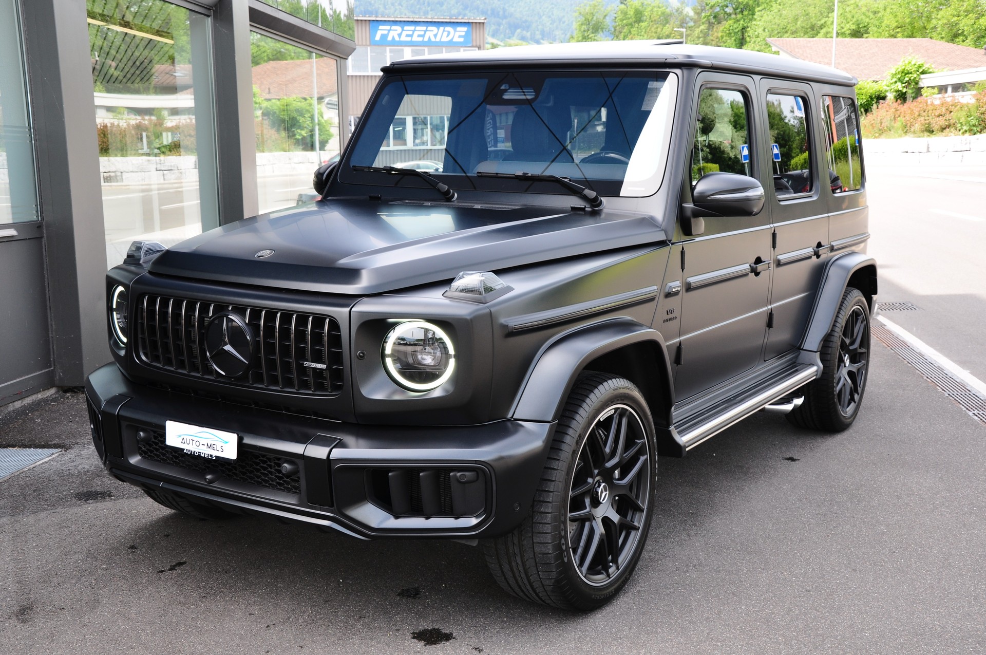 MERCEDES-BENZ G 63 AMG 9G-Tronic-image-15