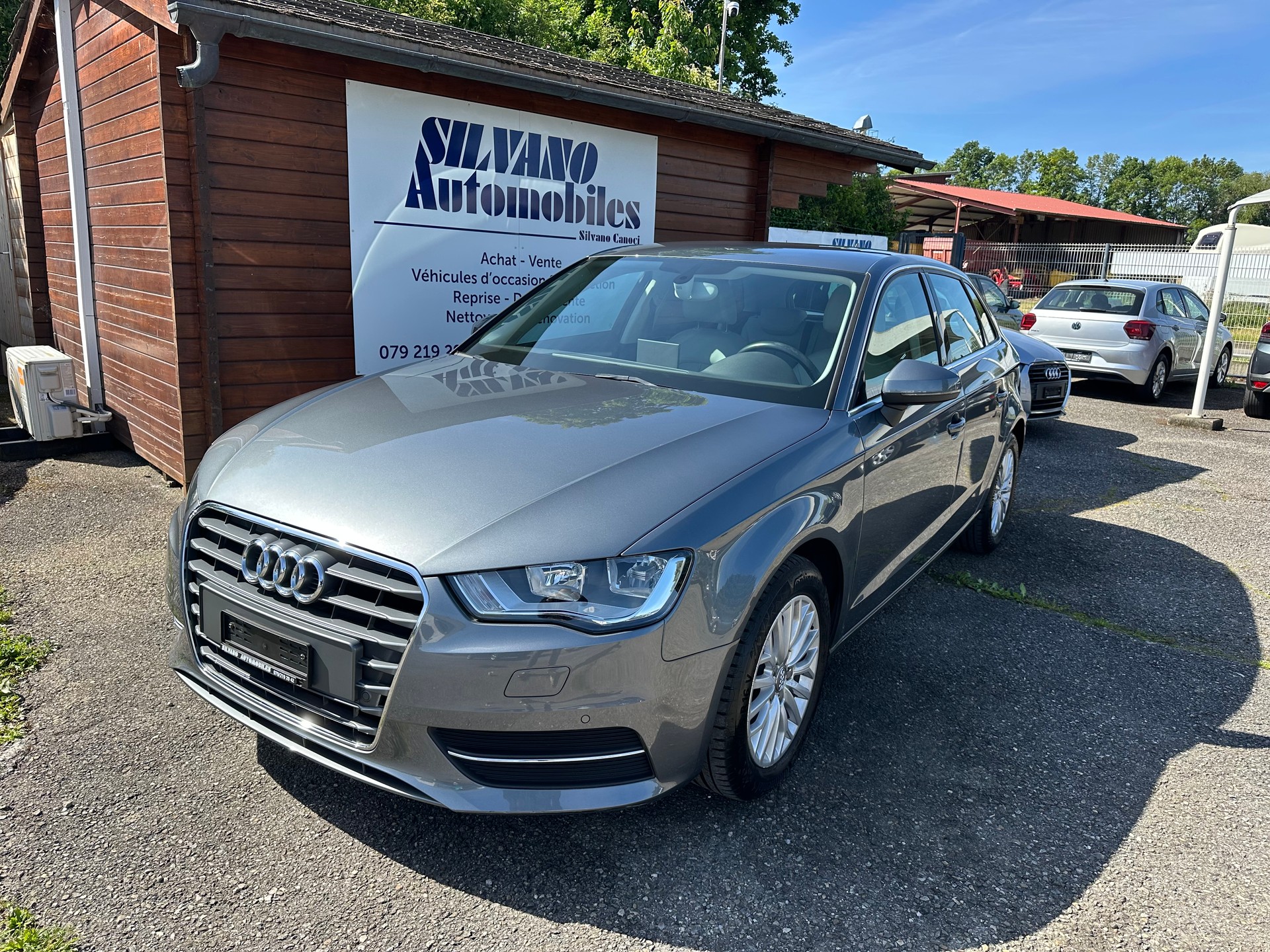 AUDI A3 Sportback 1.4 TFSI Ambition-image-0