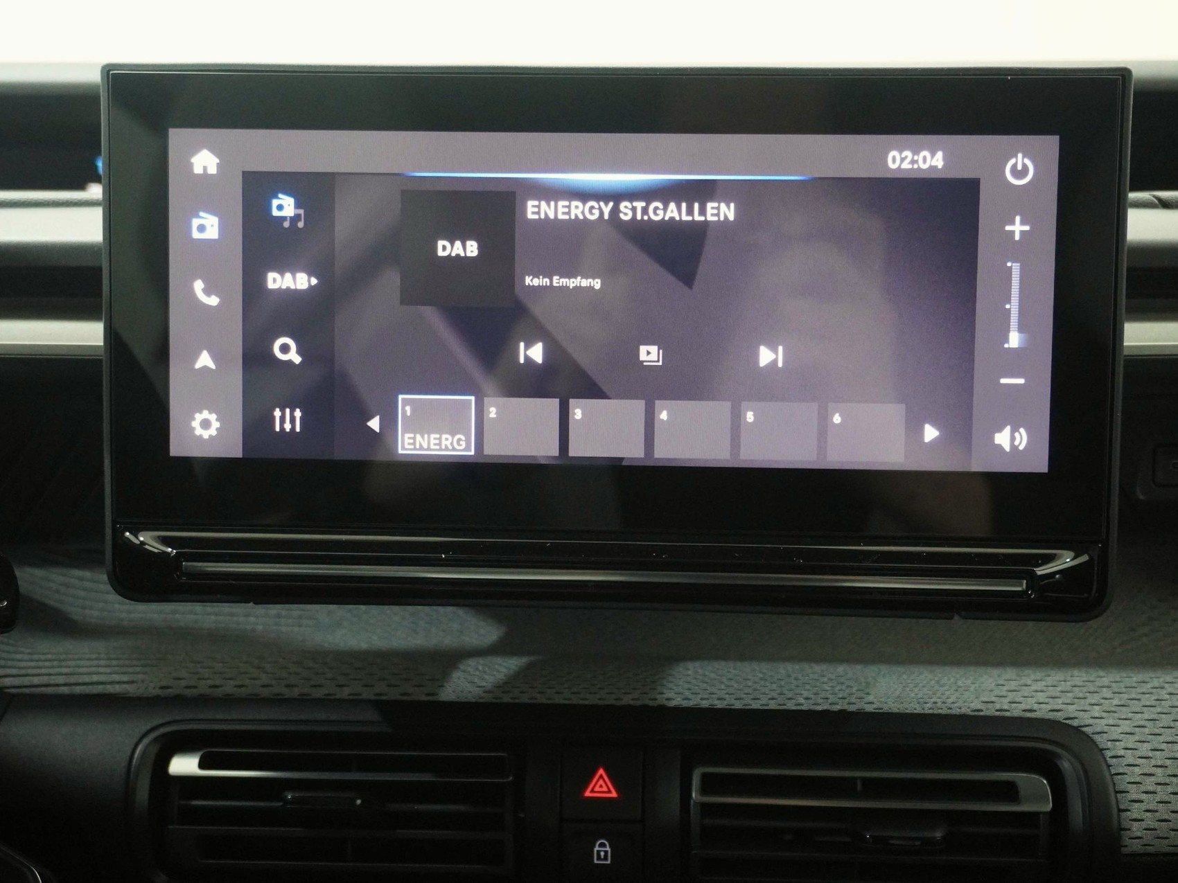 CITROEN C3 e-Max-image-12