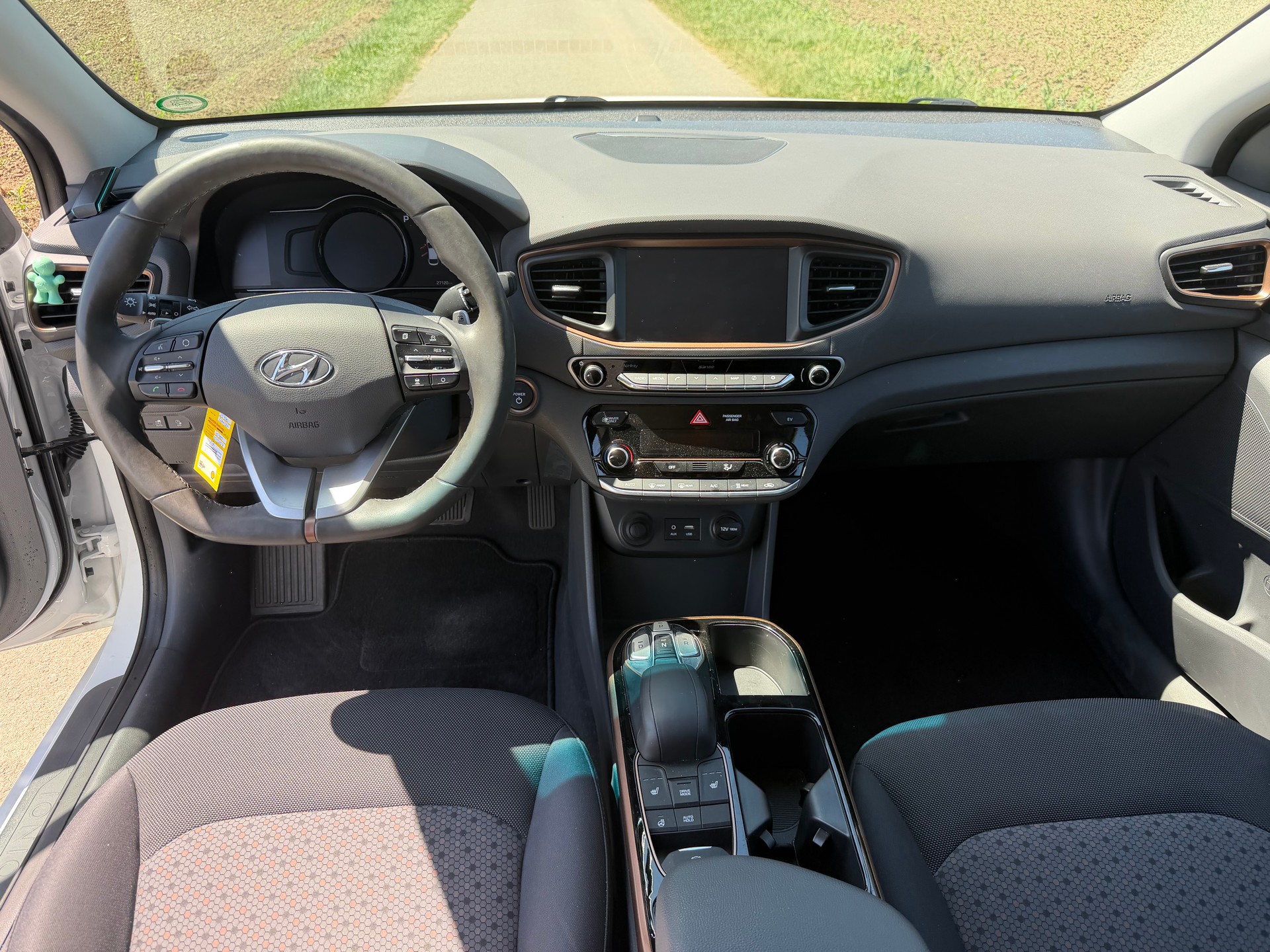 HYUNDAI Ioniq Launch Plus-image-13