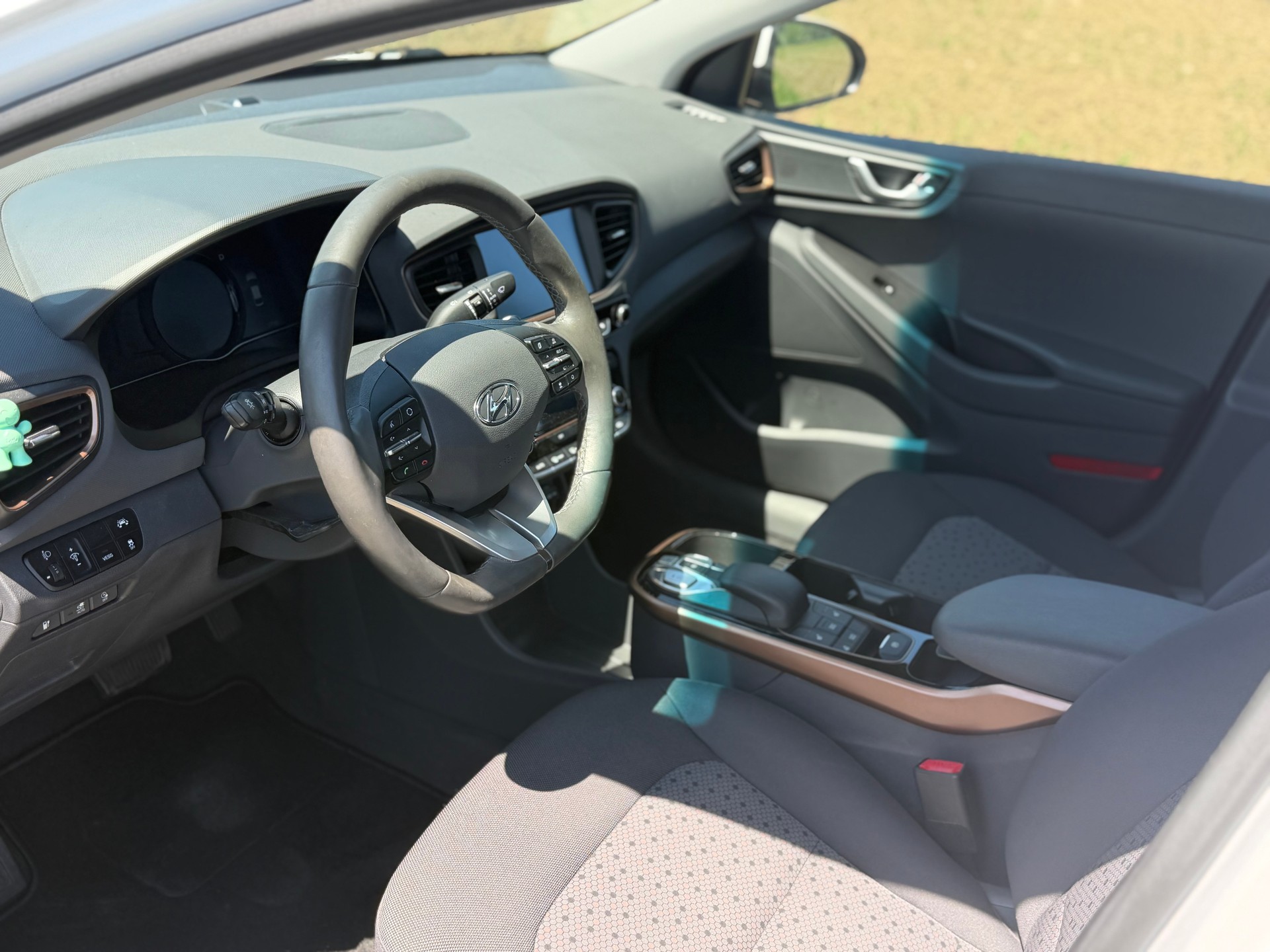 HYUNDAI Ioniq Launch Plus-image-10