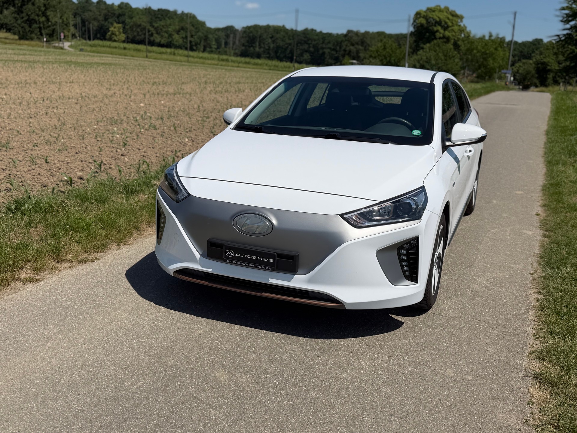 HYUNDAI Ioniq Launch Plus-image-2