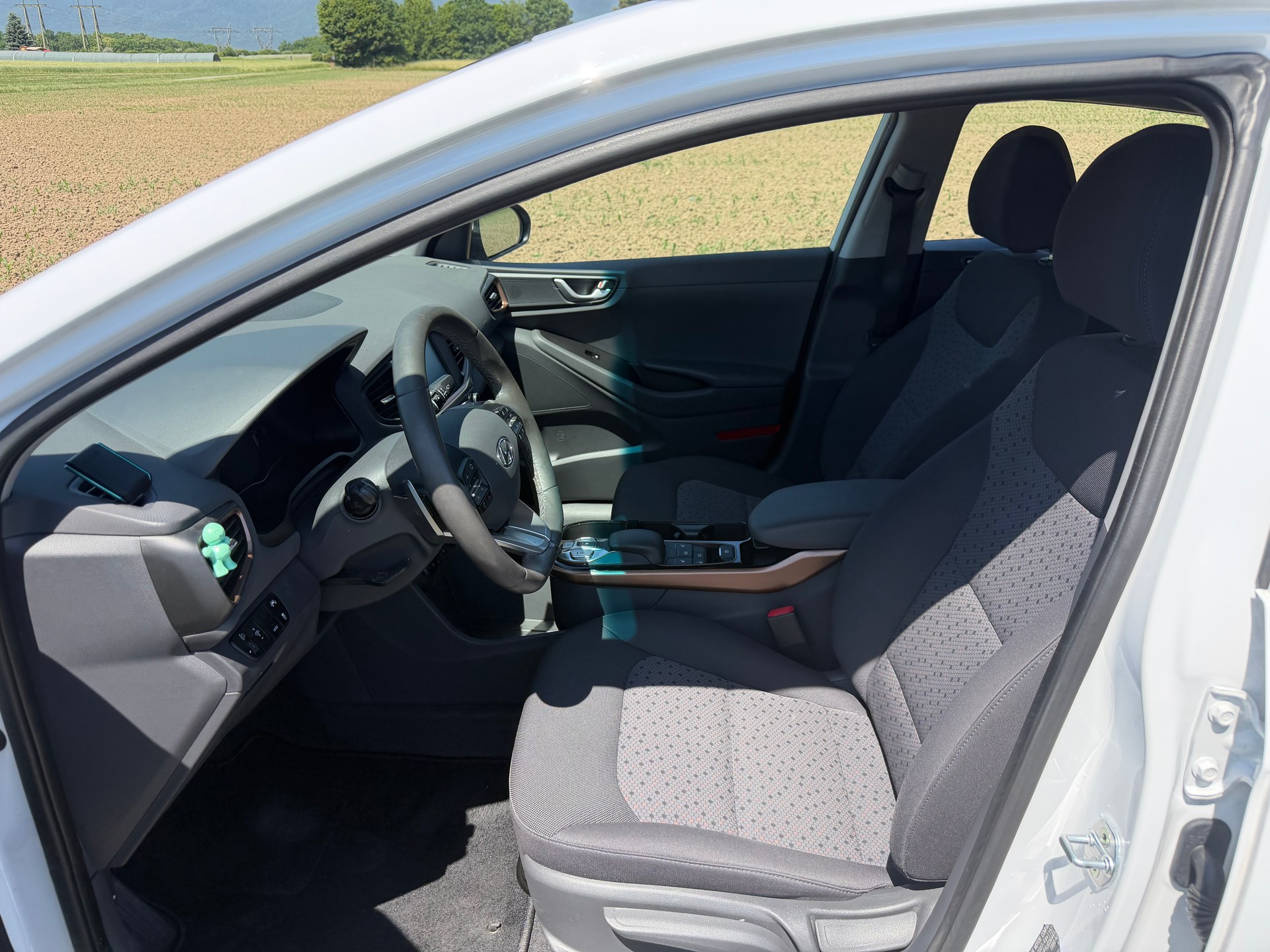 HYUNDAI Ioniq Launch Plus-image-11