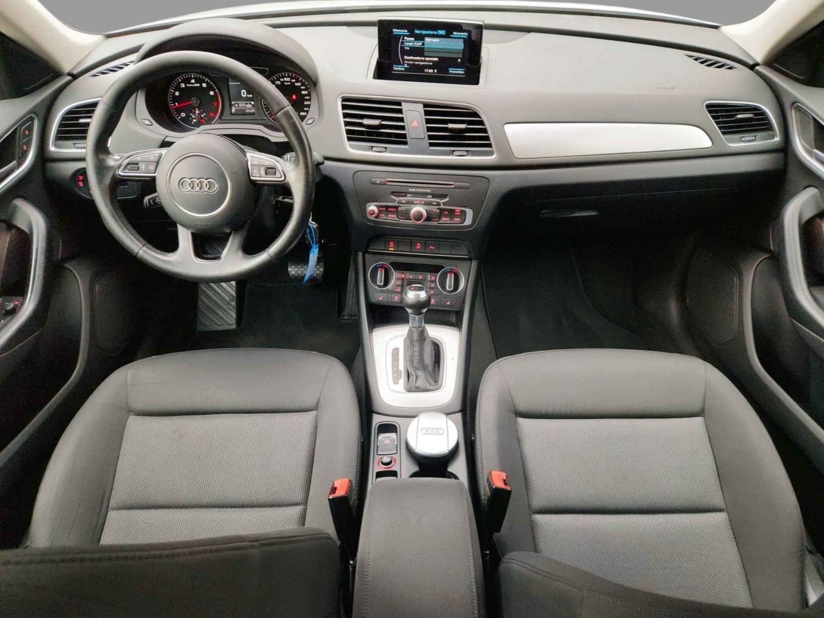 AUDI Q3 1.4 TFSI sport S-tronic-image-9