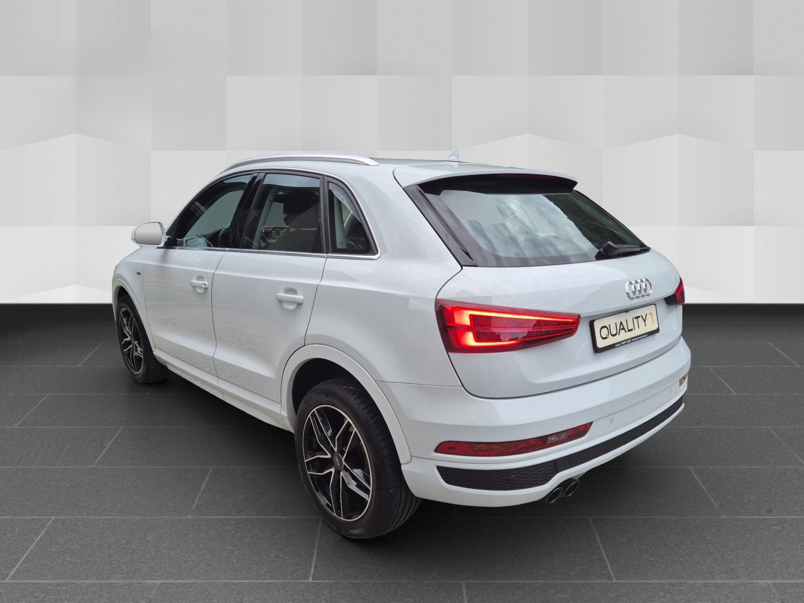 AUDI Q3 1.4 TFSI sport S-tronic-image-6