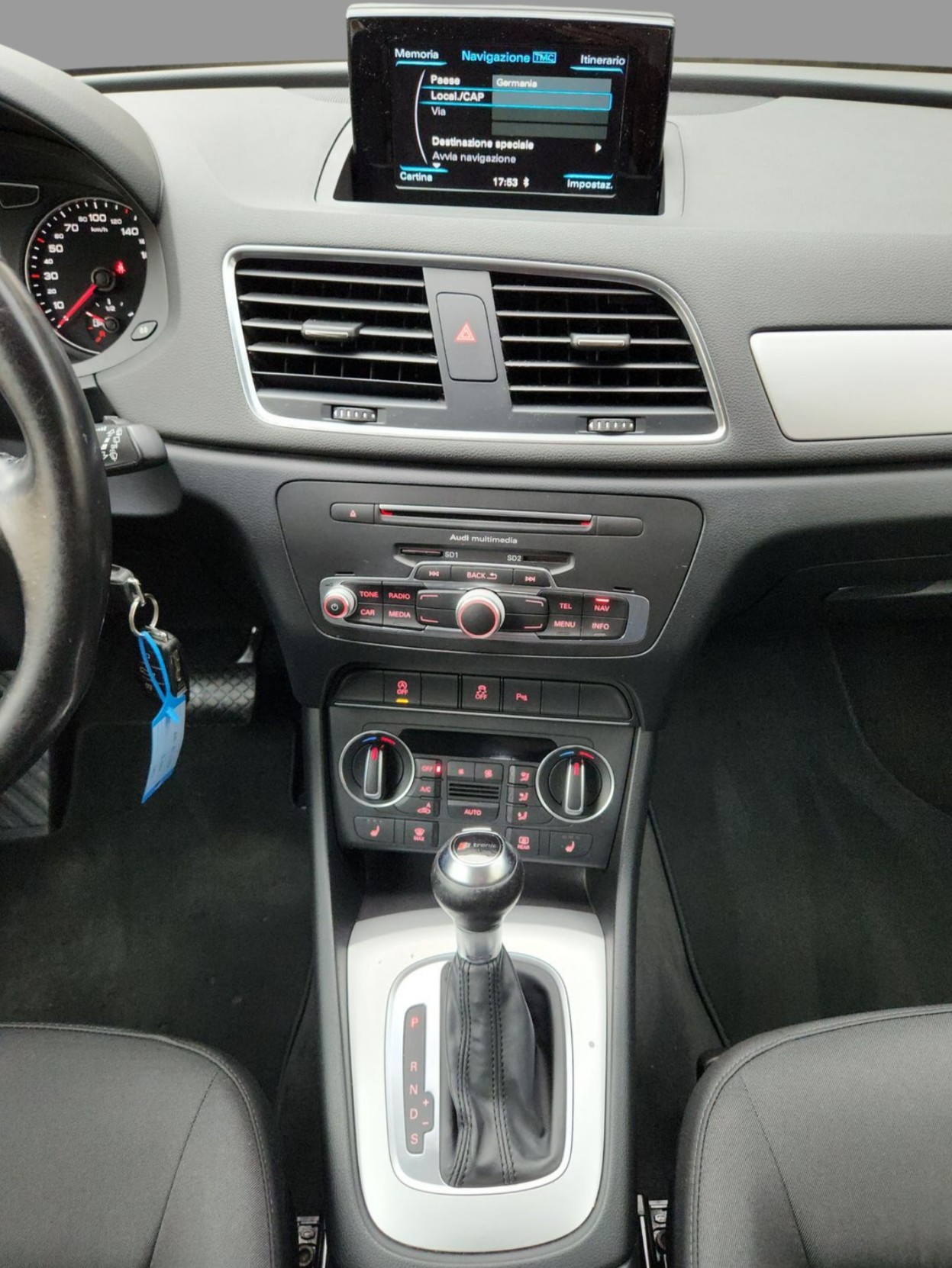 AUDI Q3 1.4 TFSI sport S-tronic-image-11