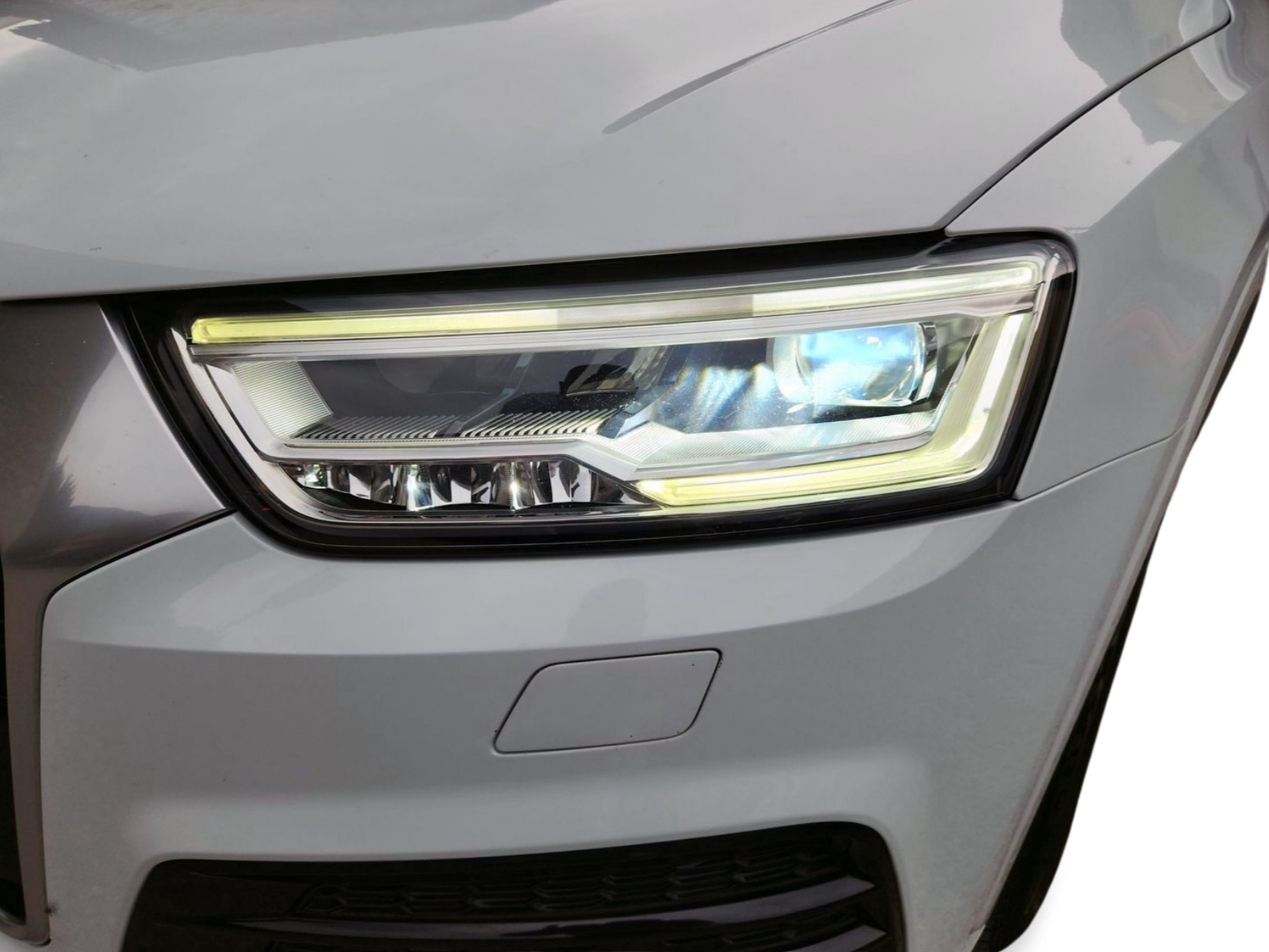 AUDI Q3 1.4 TFSI sport S-tronic-image-8