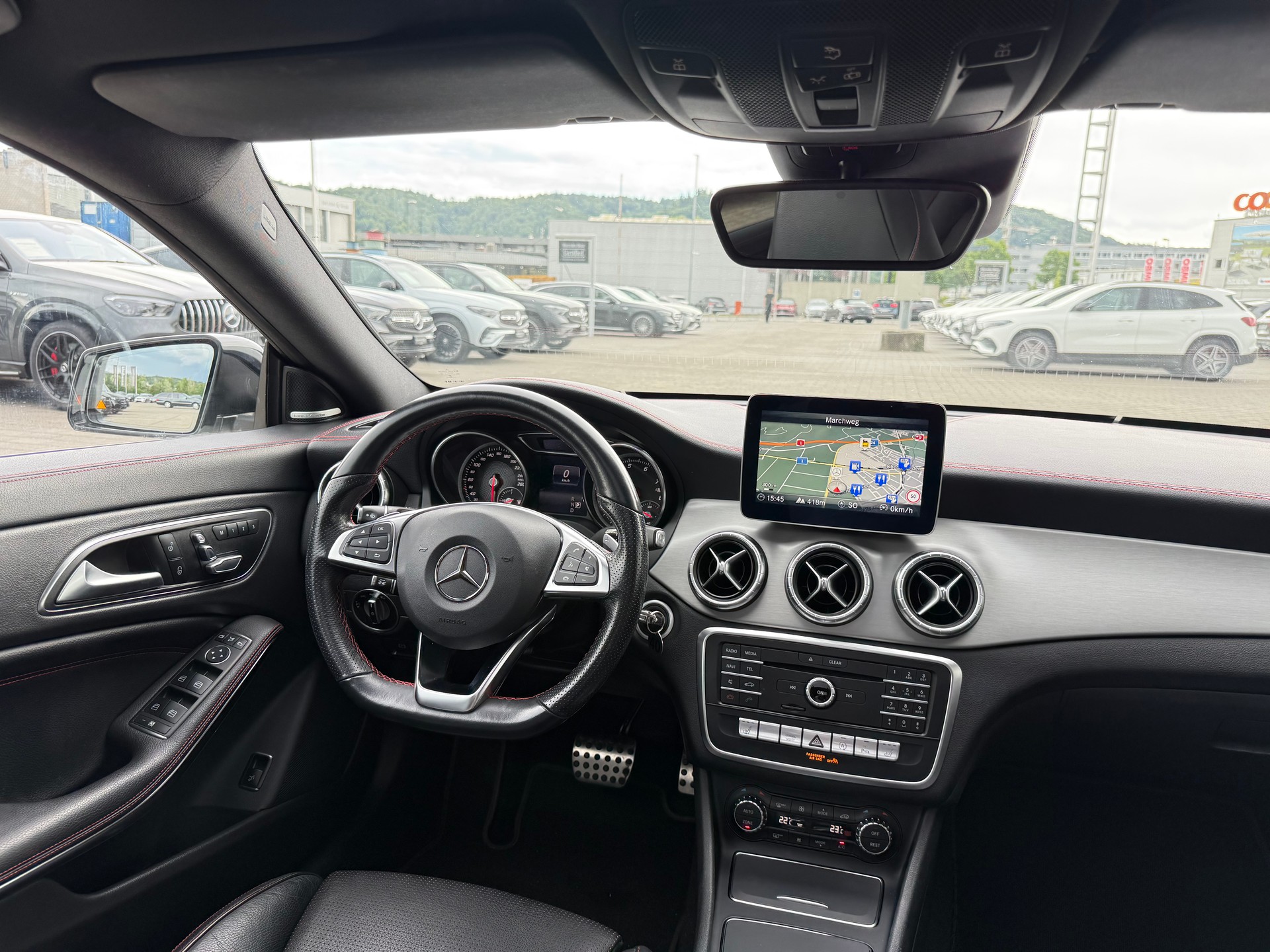 MERCEDES-BENZ CLA Shooting Brake 250 AMG Line 4Matic 7G-DCT-image-5