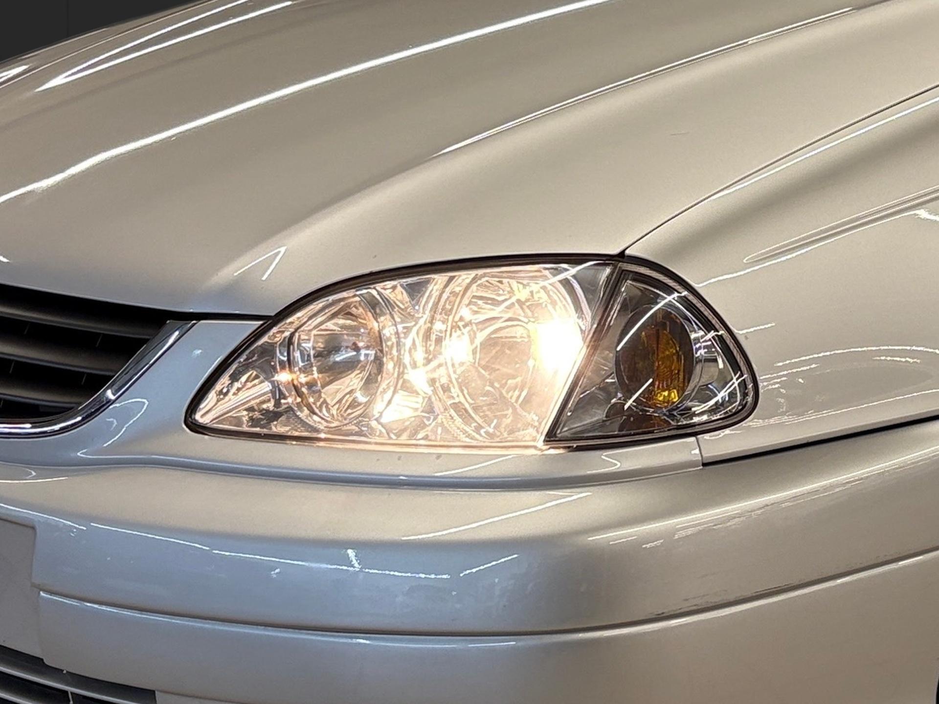 TOYOTA Avensis Sedan 2.0 D4 Linea Sol-image-8