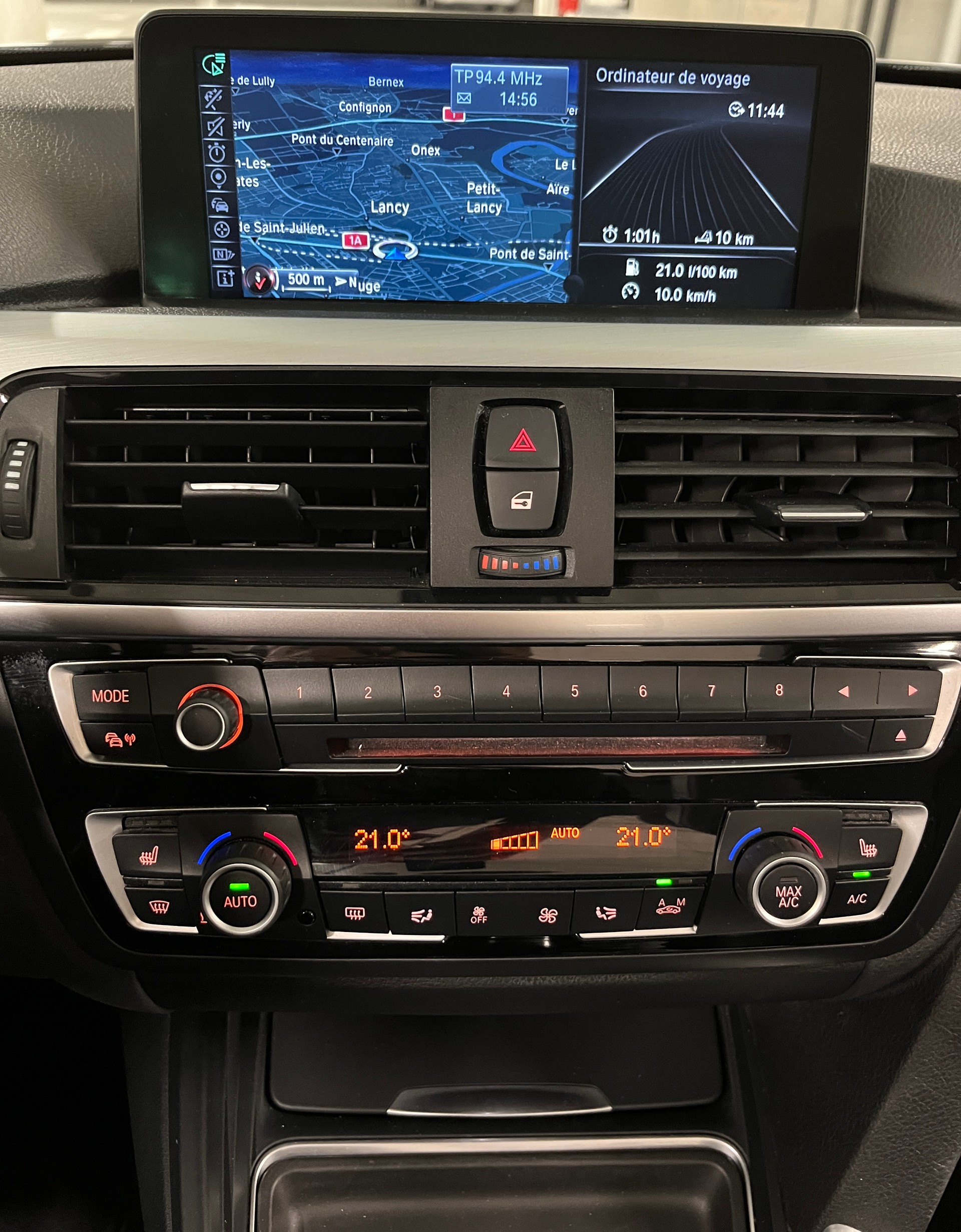 BMW 428i Cabriolet xDrive Modern Line Steptronic-image-12