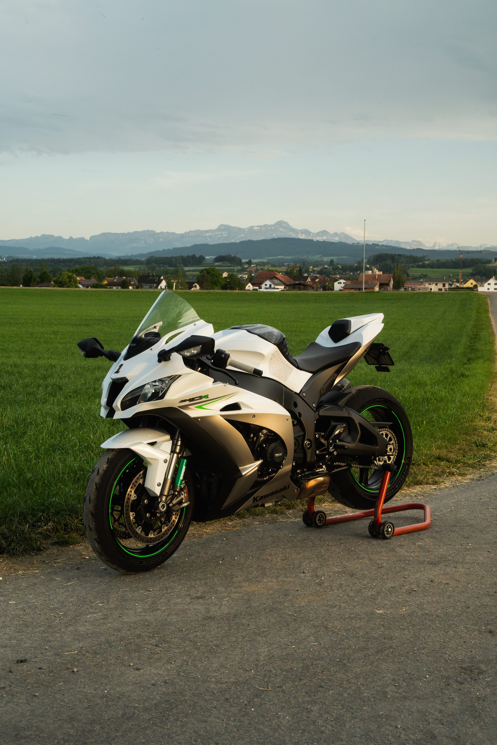 KAWASAKI Ninja ZX-10R ABS-image-1