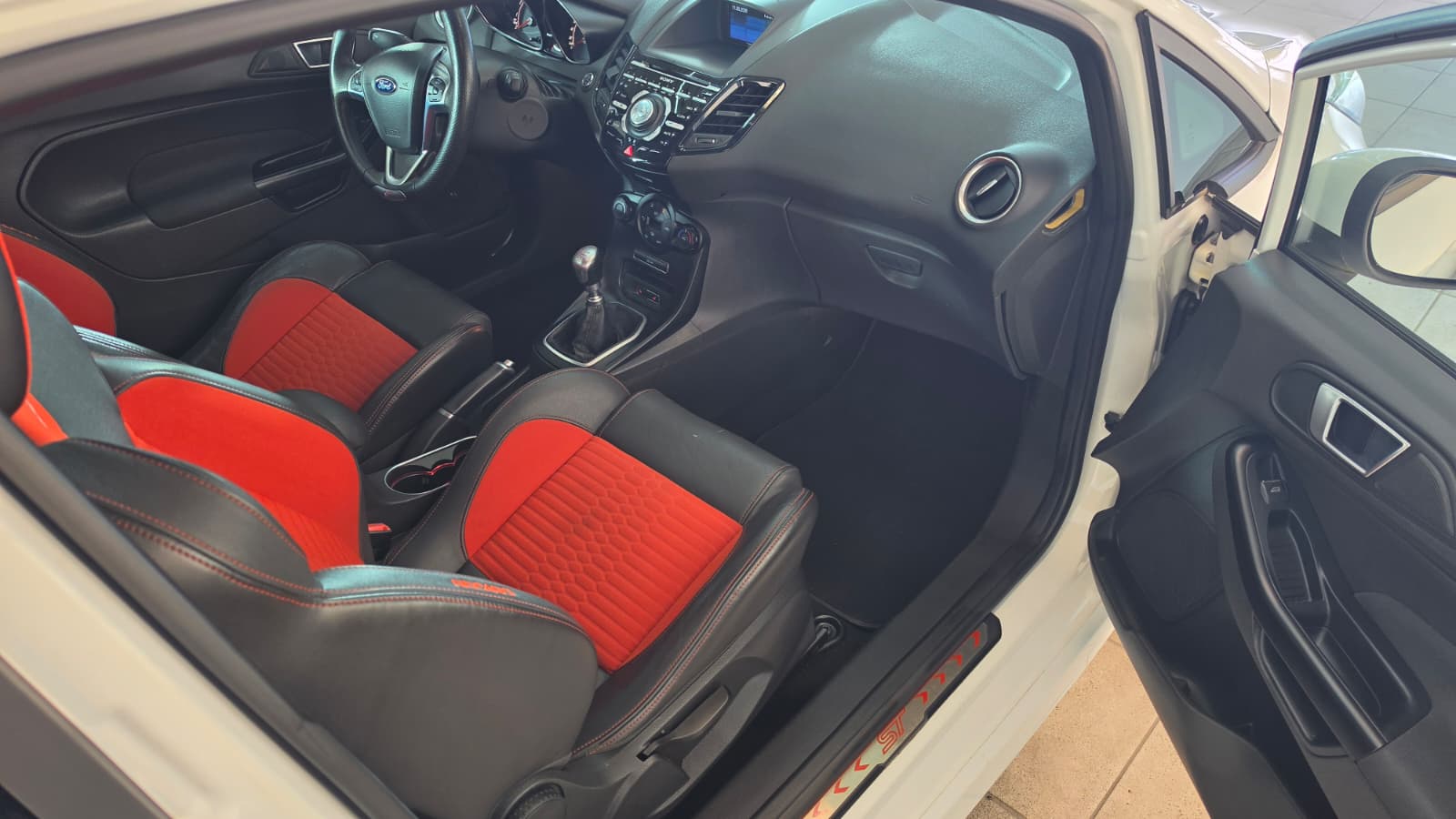 FORD Fiesta 1.6 SCTi ST-1, FRISCH AB MFK UND FRISCH AB SERVICE-image-8