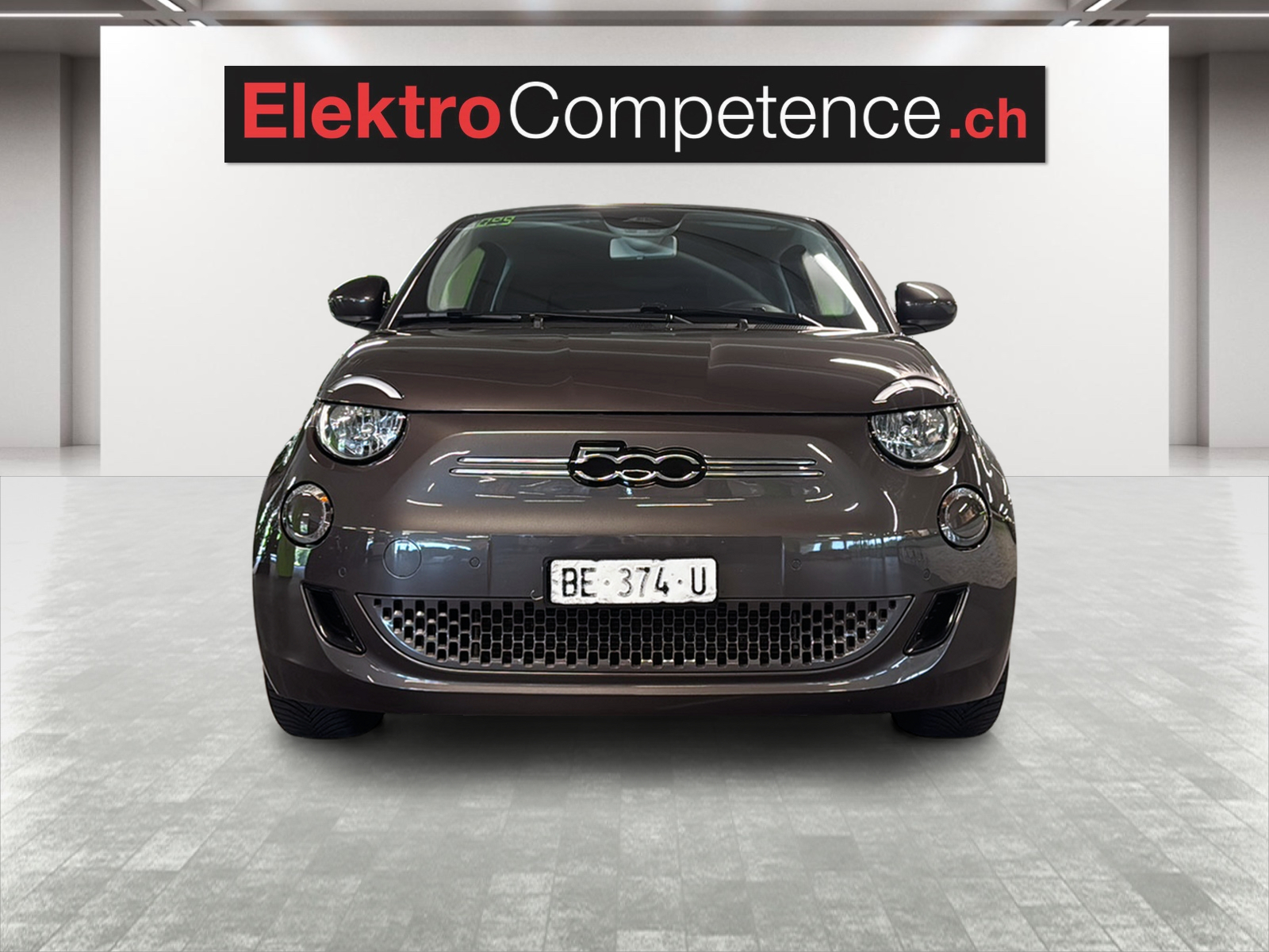 FIAT 500 electric 87 kW Icon-showroom-element-1