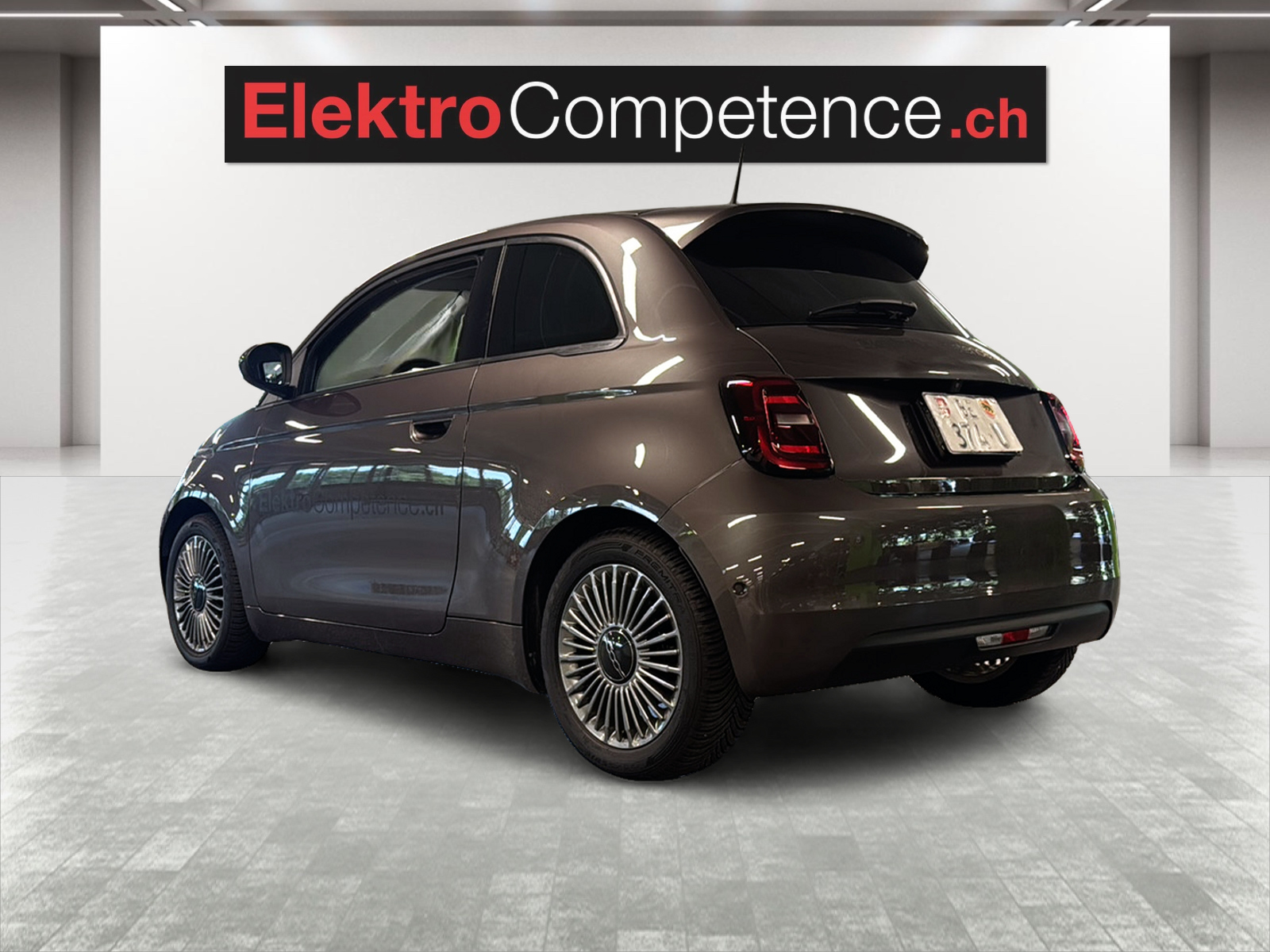FIAT 500 electric 87 kW Icon-showroom-element-3