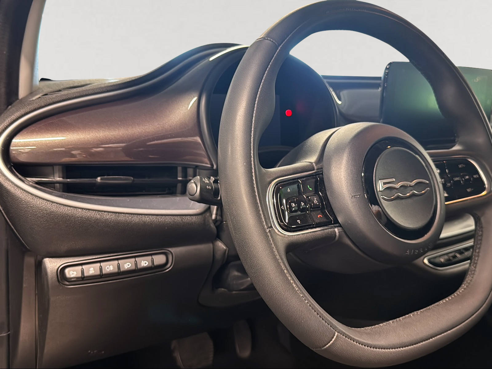FIAT 500 electric 87 kW Icon-image-9