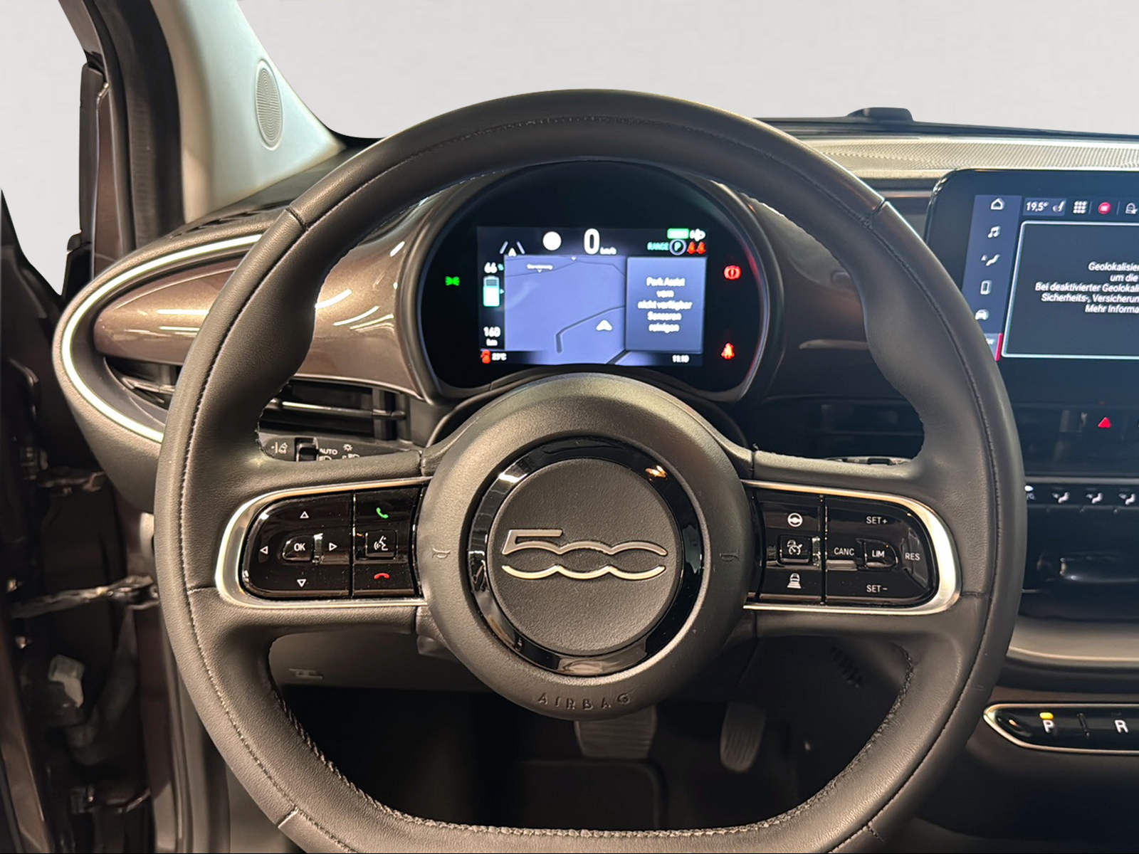 FIAT 500 electric 87 kW Icon-image-10