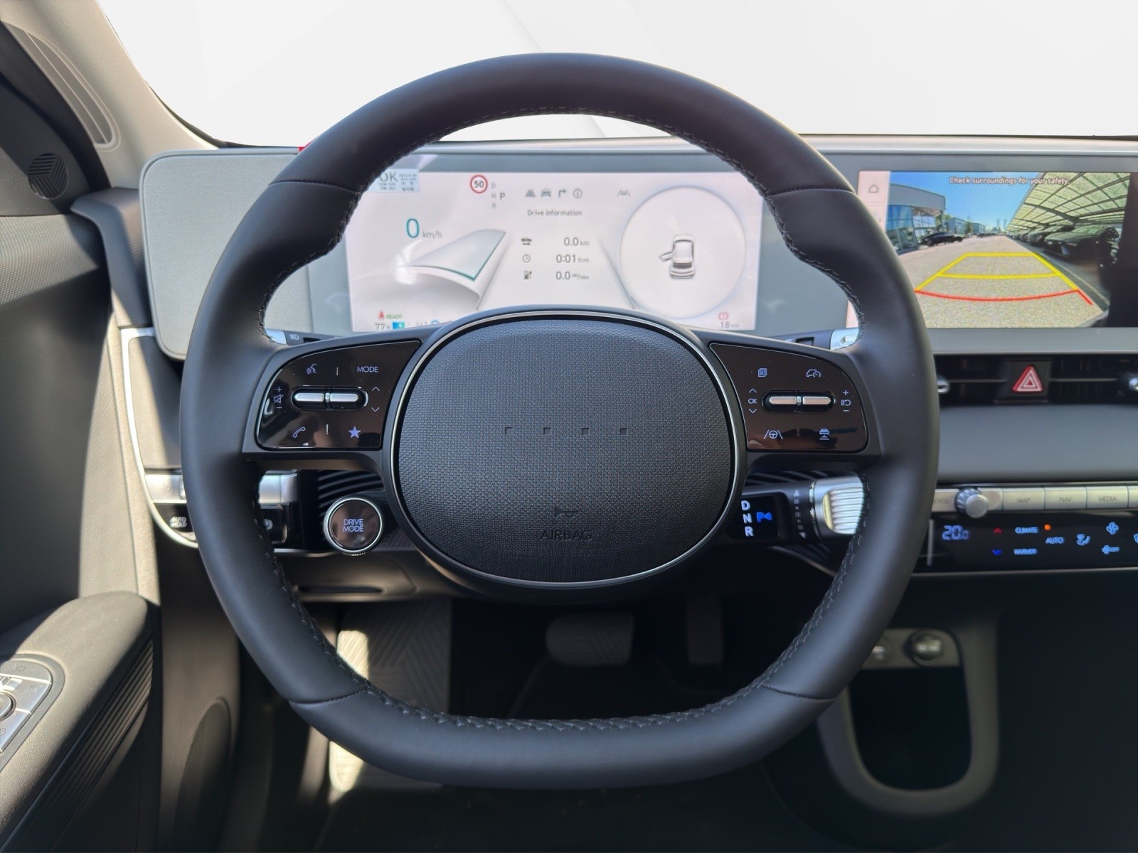 HYUNDAI Ioniq 5 77kWh Origo 4WD-image-5