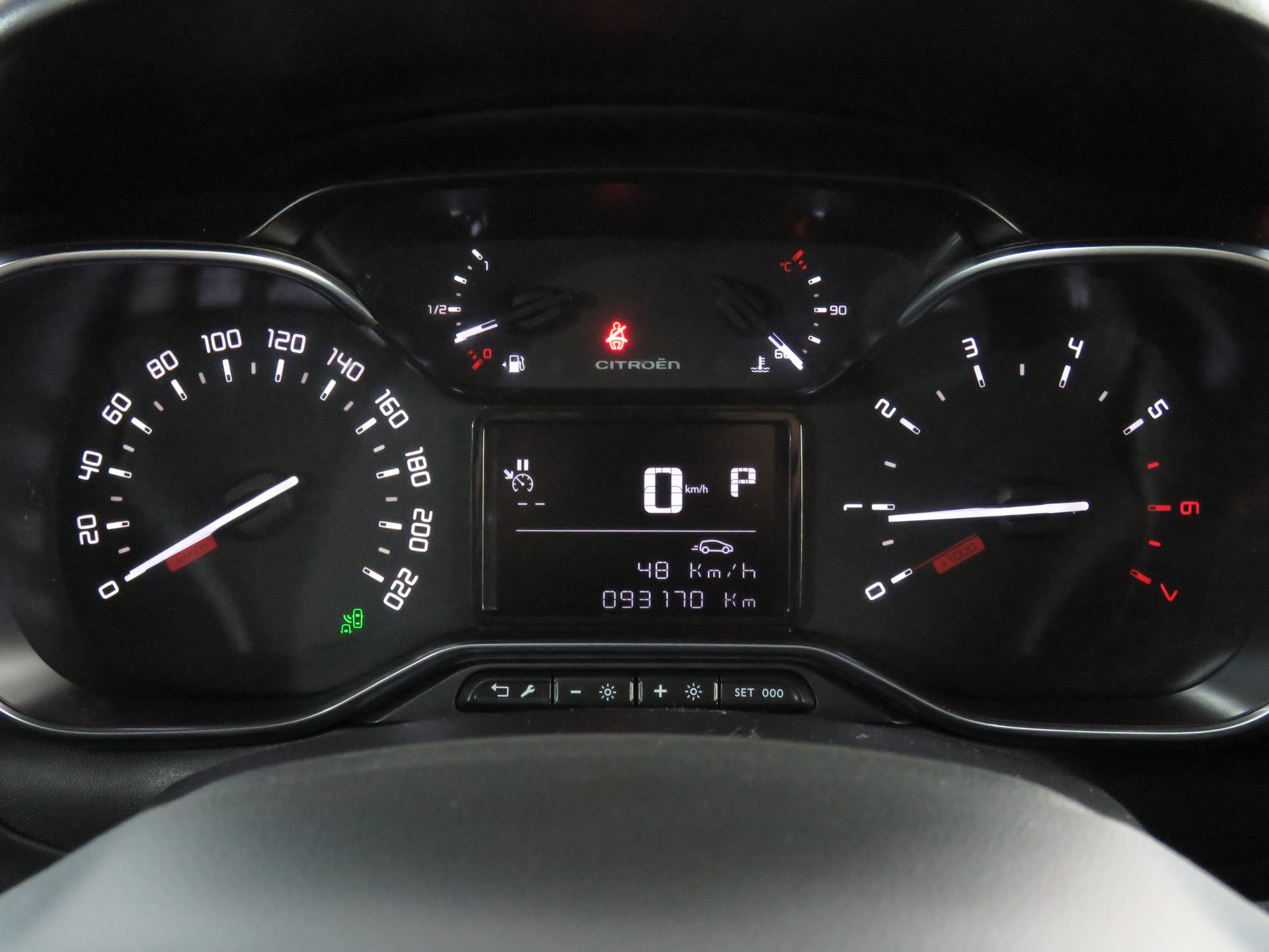CITROEN C3 1.2i PureTech Shine EAT6 (Automat)-image-13