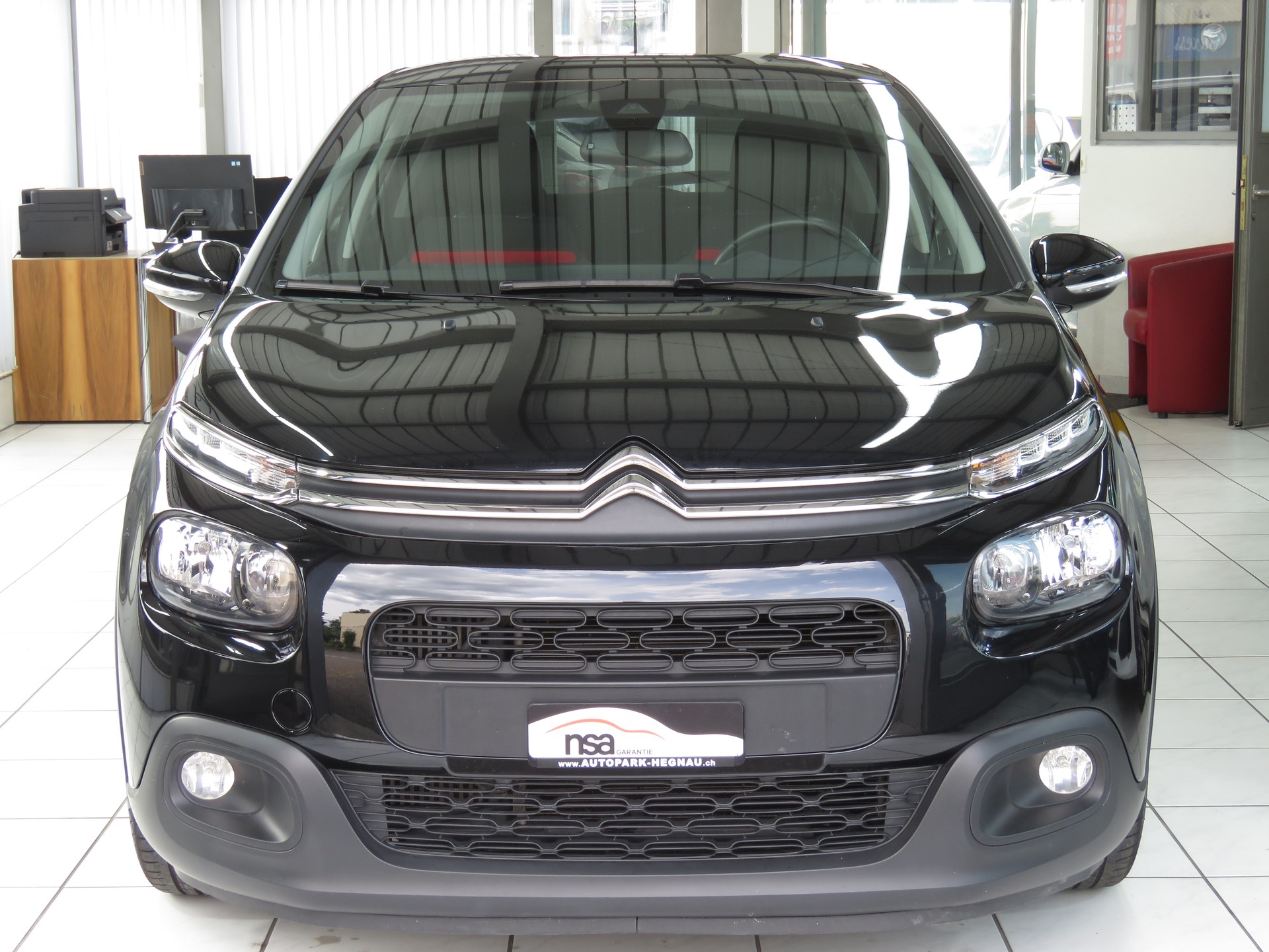 CITROEN C3 1.2i PureTech Shine EAT6 (Automat)-showroom-element-1