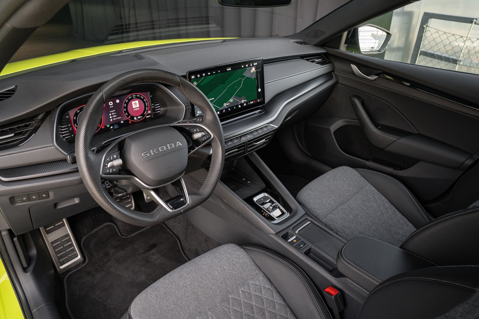 SKODA Octavia Limousine 2.0 TSI DSG SportLine 4x4-image-12