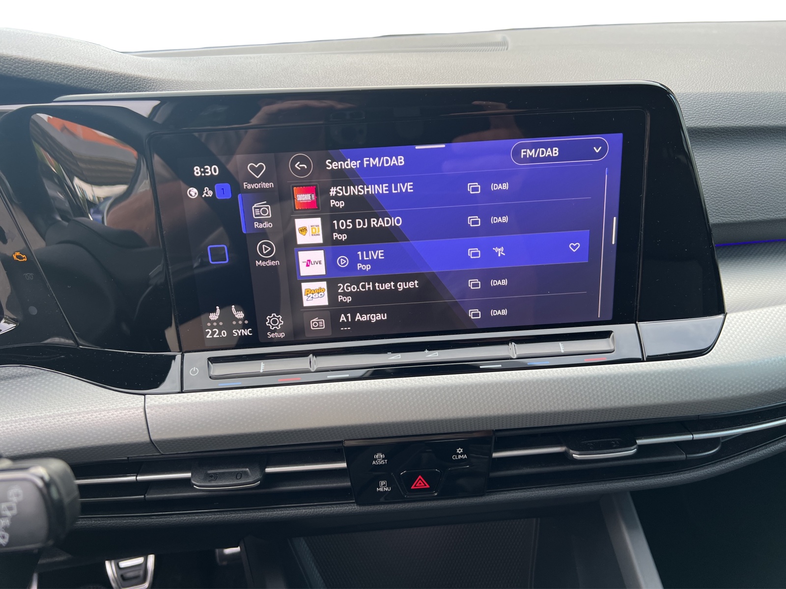 VW Golf 1.0 TSI Life-image-10