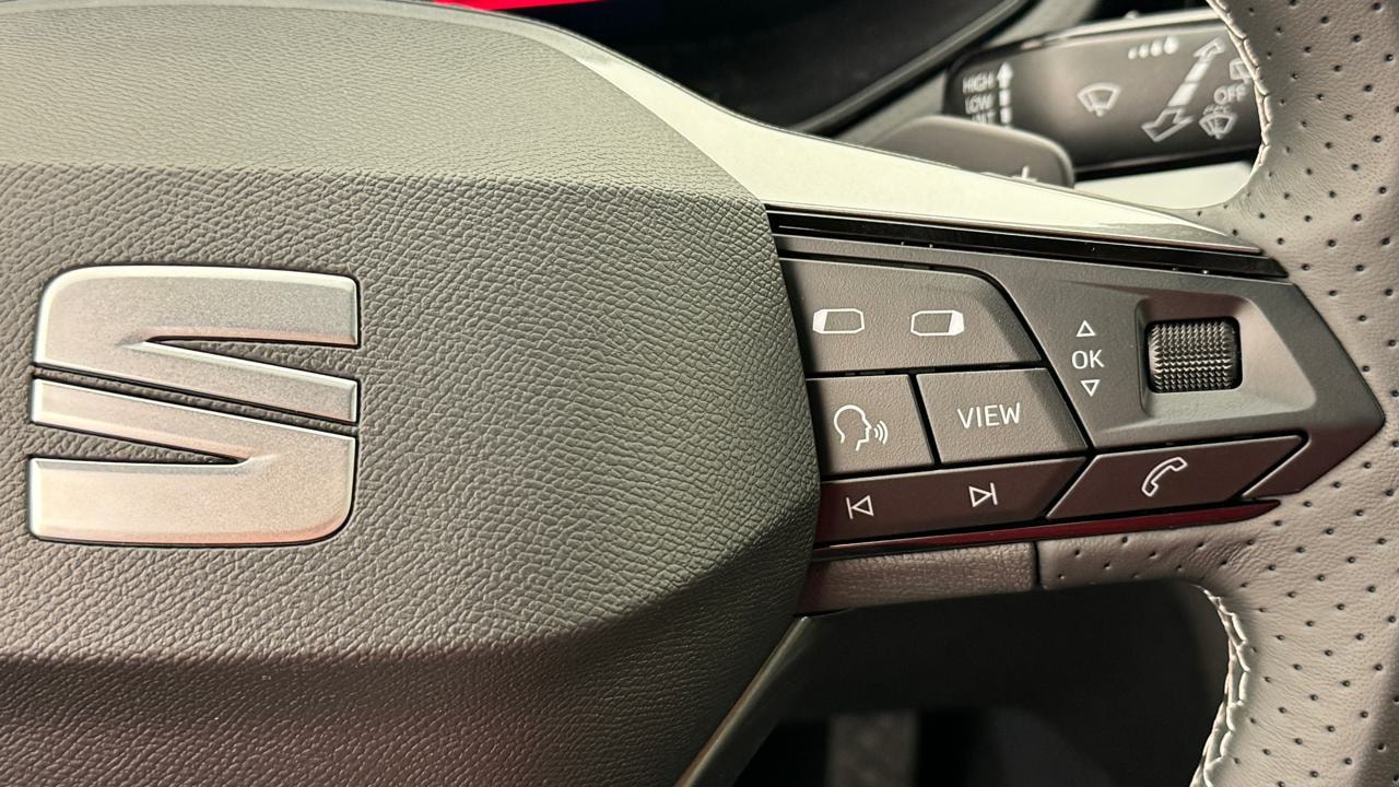 SEAT Arona 1.5 Eco TSI FR DSG-image-9