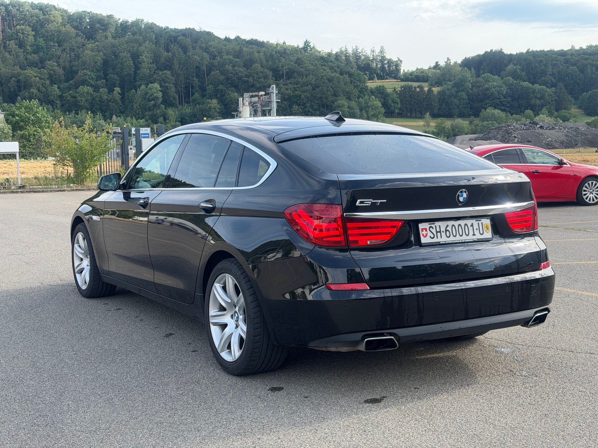 BMW 550i xDrive GT Steptronic-image-6
