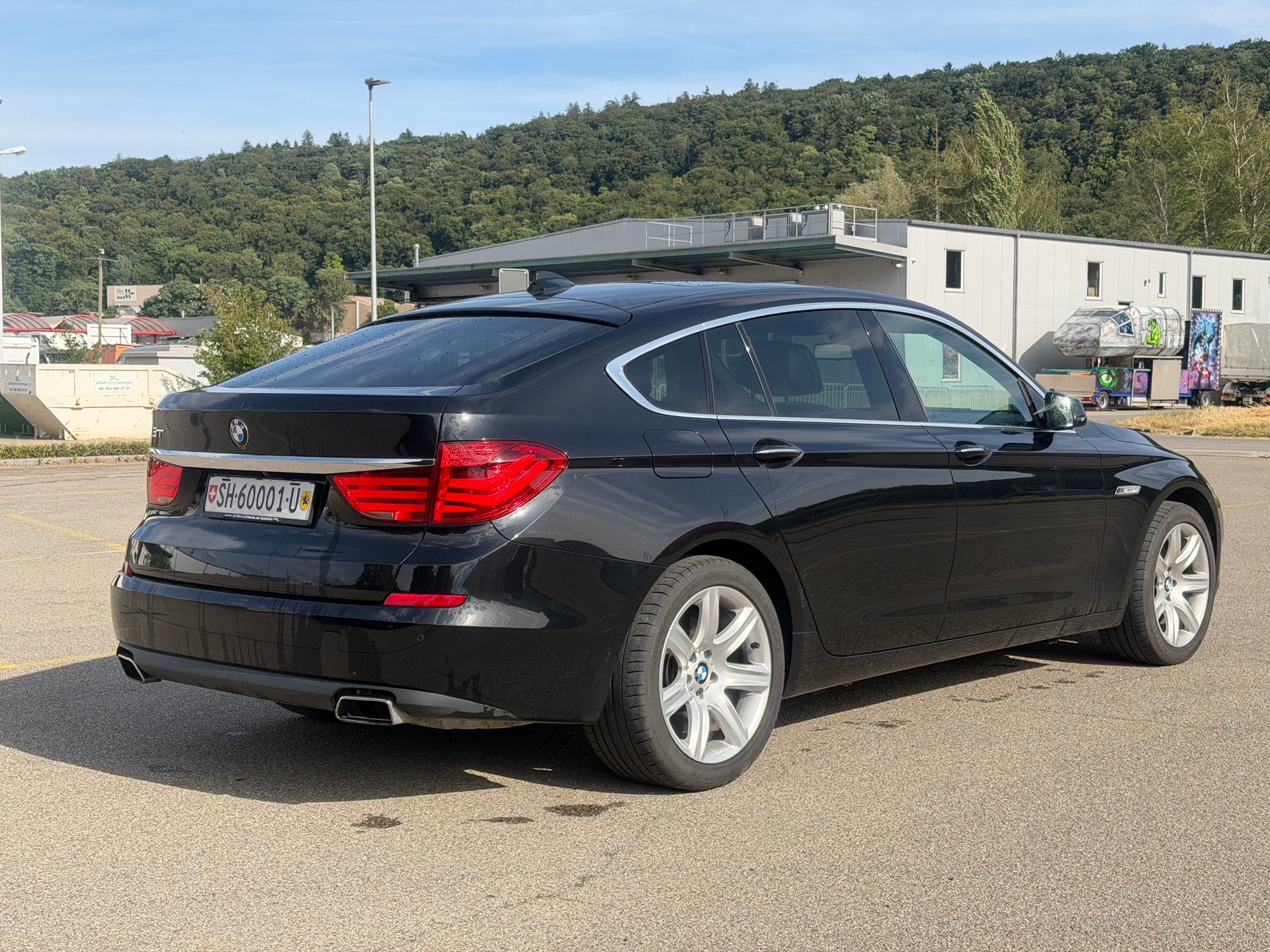 BMW 550i xDrive GT Steptronic-image-4