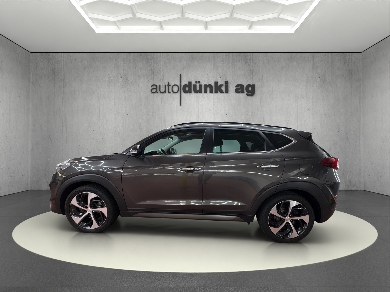HYUNDAI Tucson 1.7 CRDI Vertex 2WD DTC 7-showroom-element-1