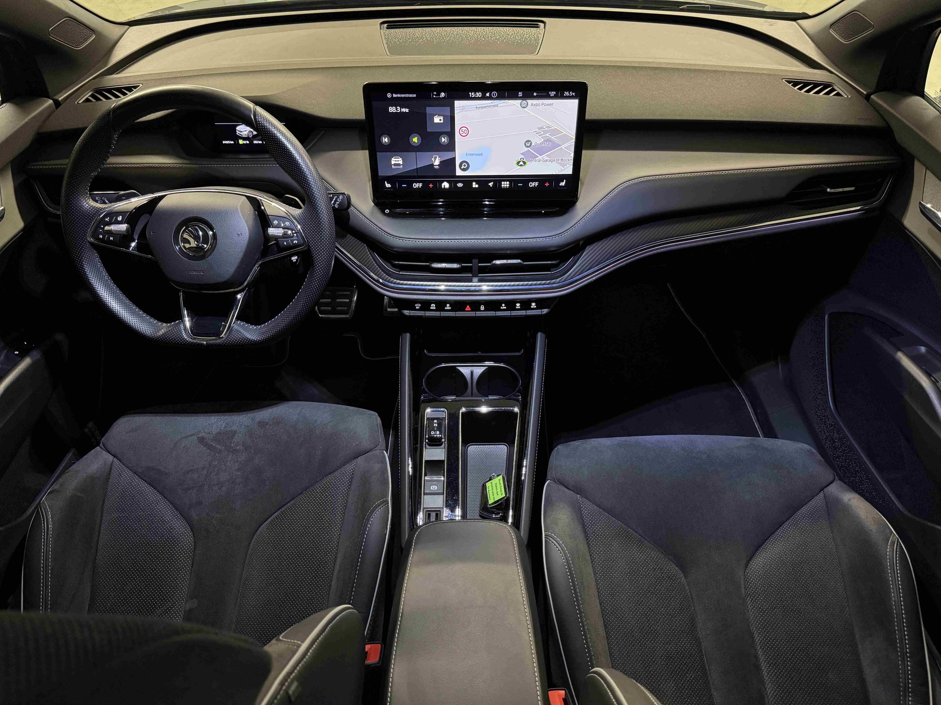 SKODA Enyaq iV 80x SportLine-image-9