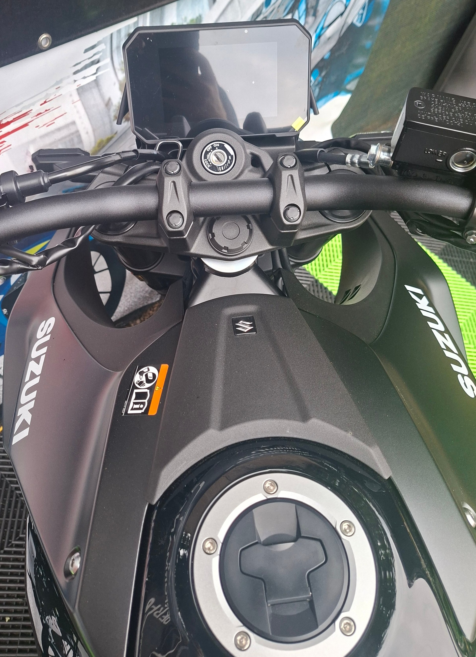 SUZUKI GSX 8 S EVO-image-8