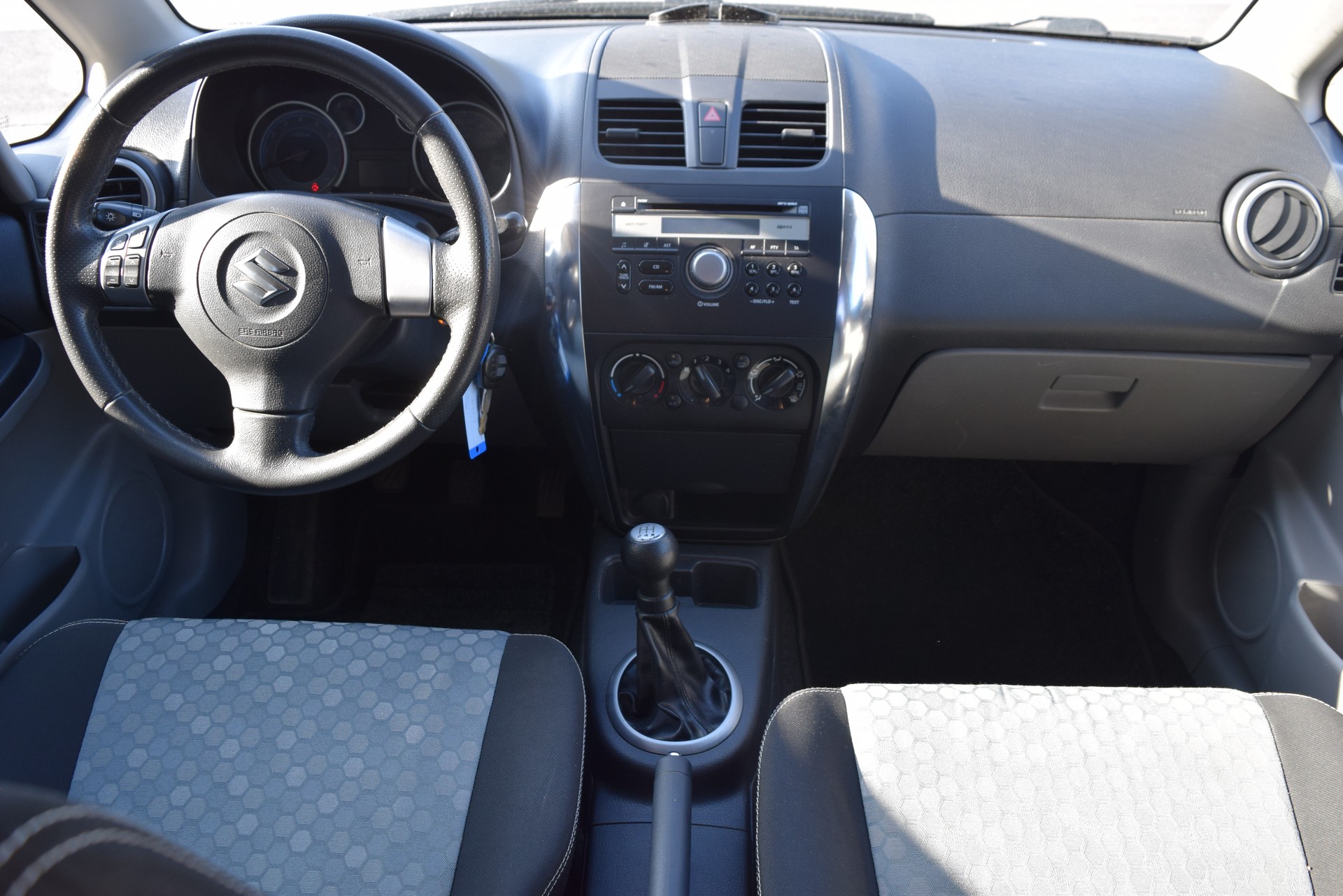 SUZUKI SX4 1.6 16V GL 4WD-image-11