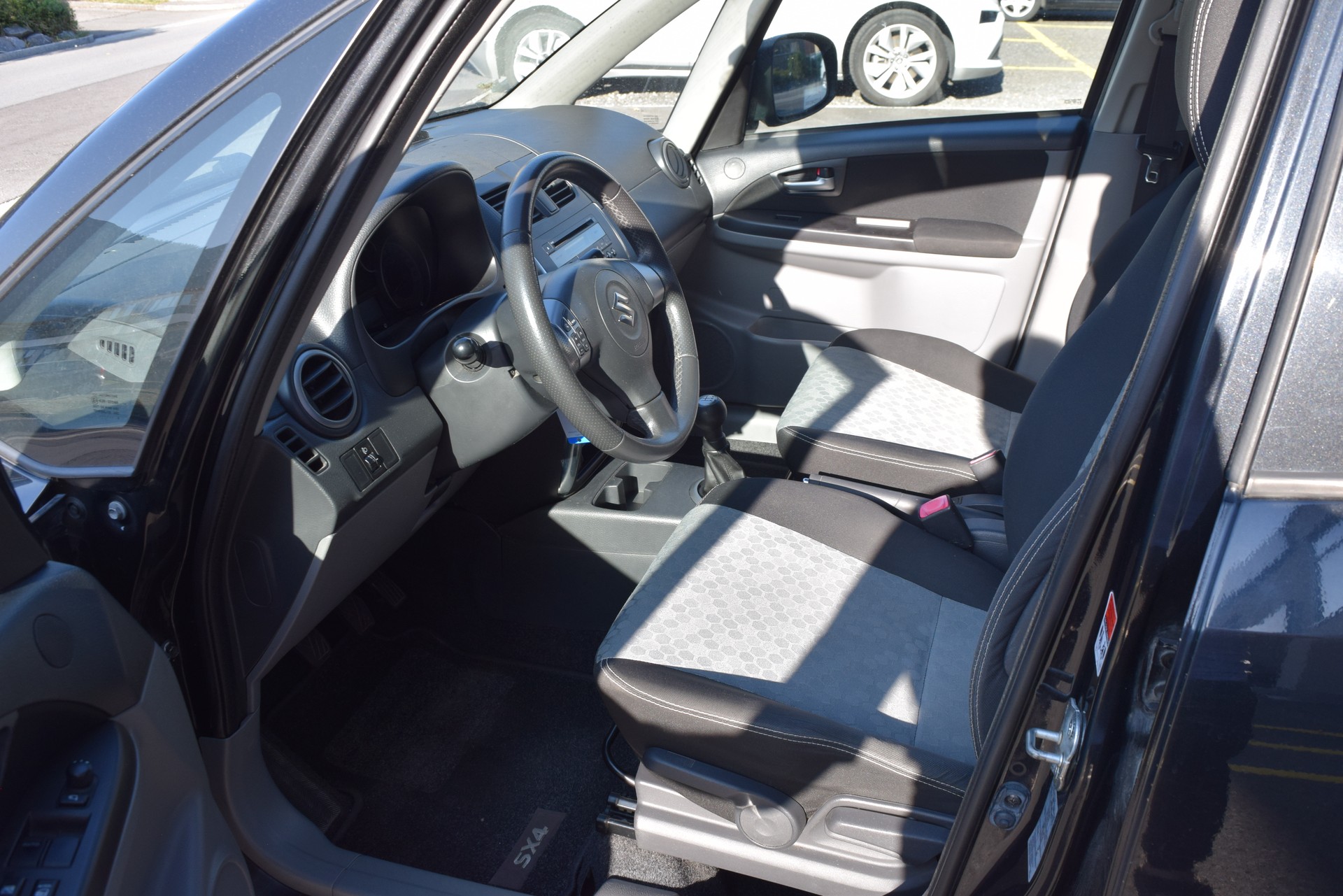 SUZUKI SX4 1.6 16V GL 4WD-image-15