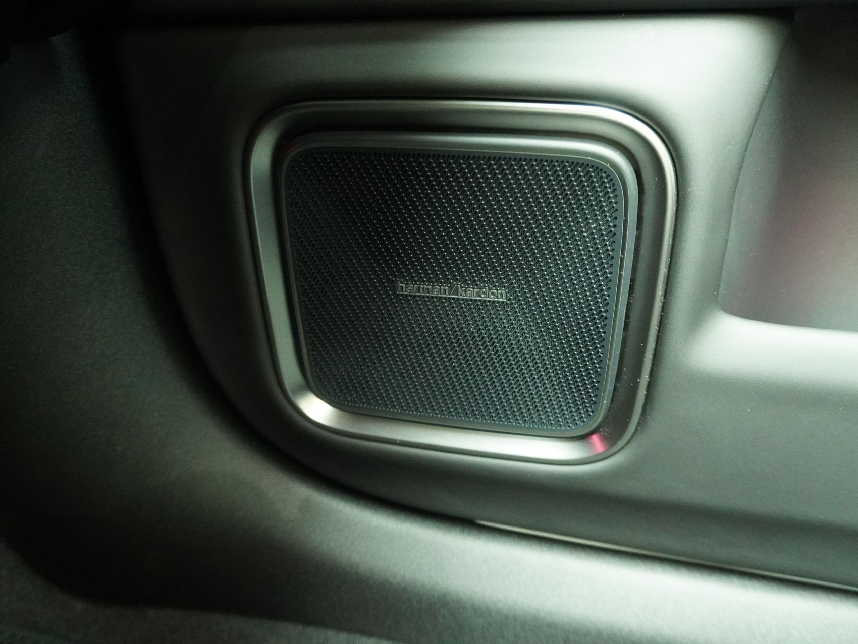 POLESTAR 4 Long Range Dual Motor ** POLESTAR Werksgarantie bis 04/2030 **-image-15