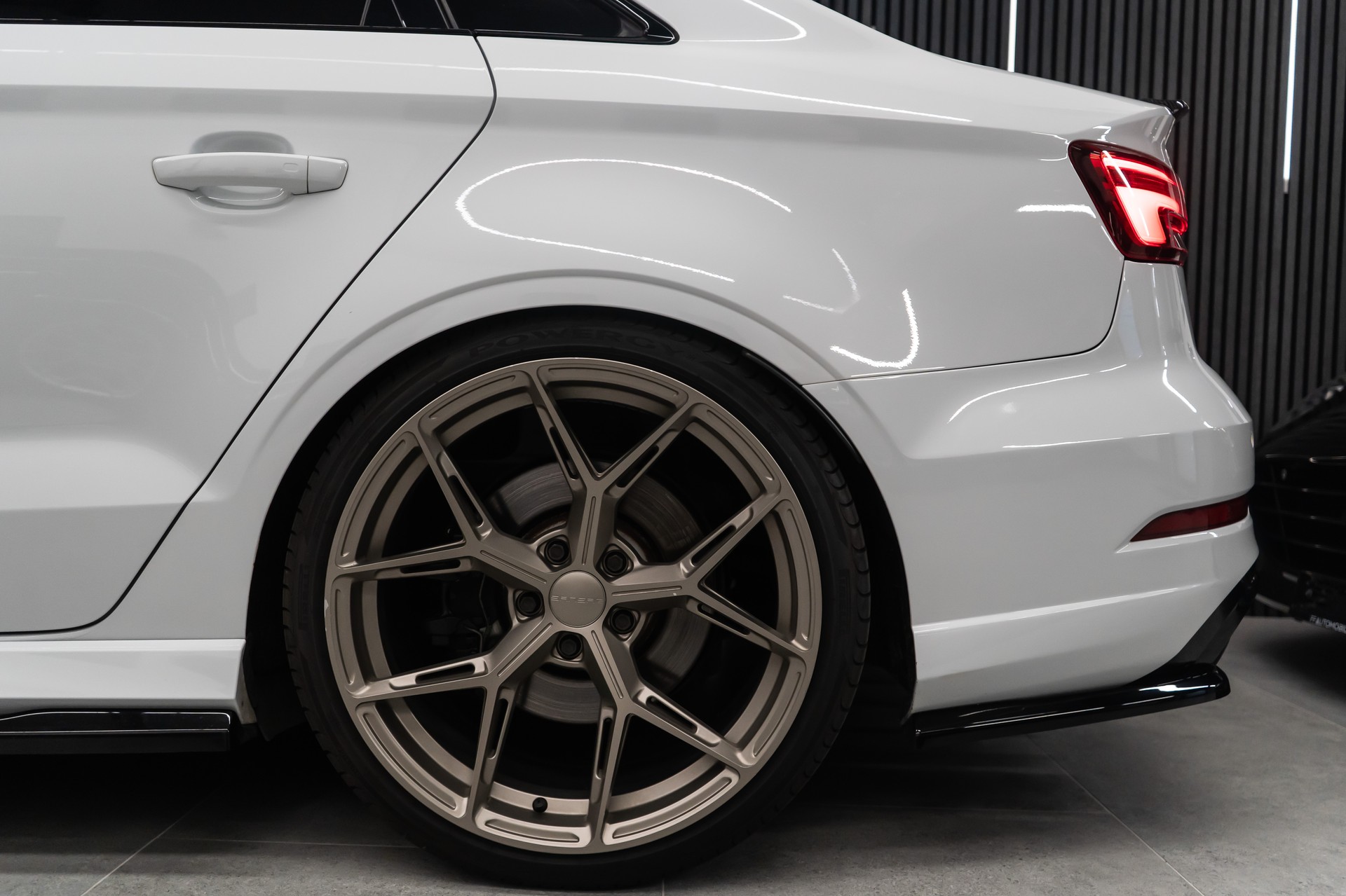 AUDI AUDI RS3 LIMOUSINE 2.5 TSI QUATTRO S-TRONIC / CH-FZ / APR-image-12