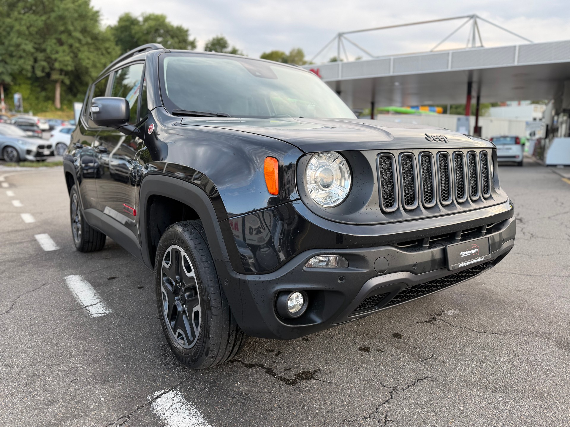 JEEP Renegade 2.0 CRD Trailhawk AWD + Low Range 9ATX-showroom-element-1
