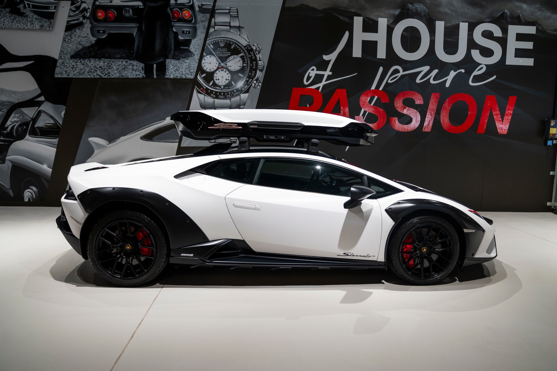 LAMBORGHINI Huracan Sterrato-showroom-element-2